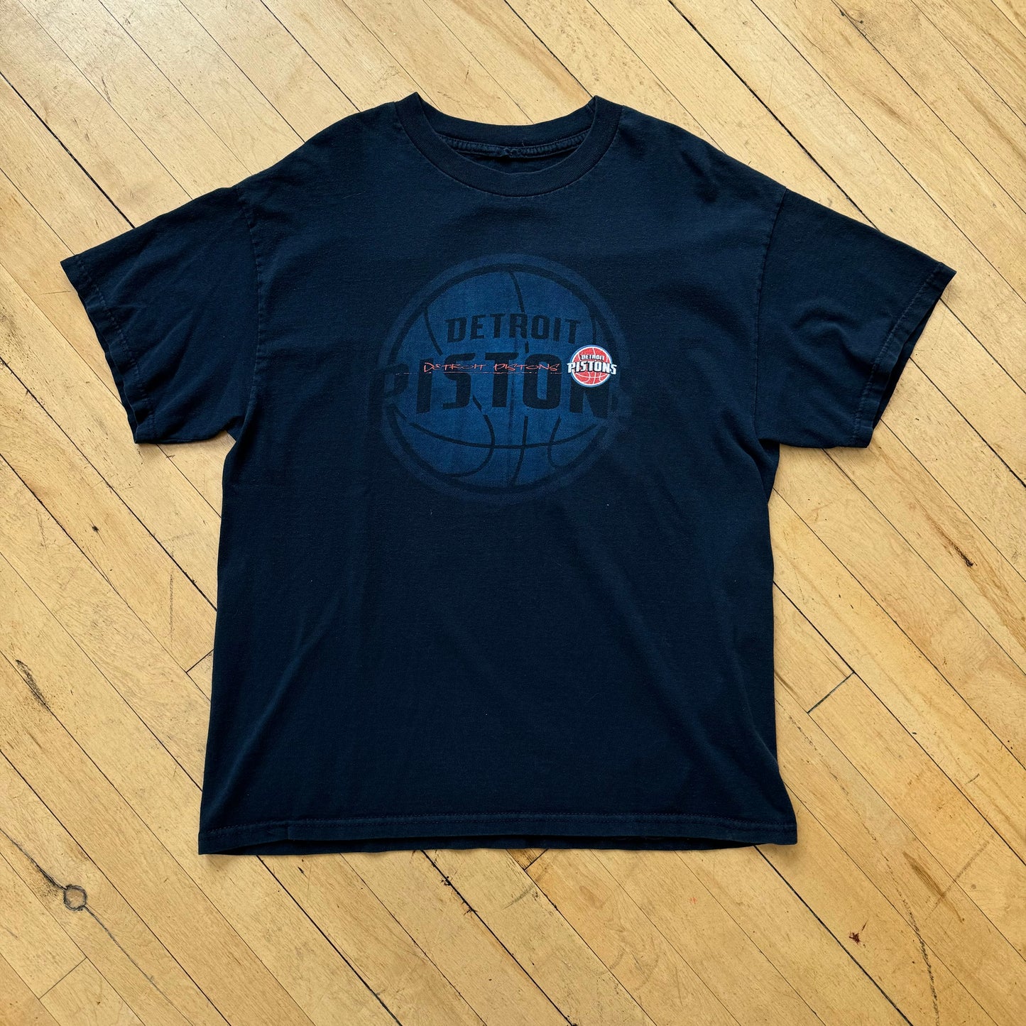 Vintage Detroit Pistons T-shirt Sz M