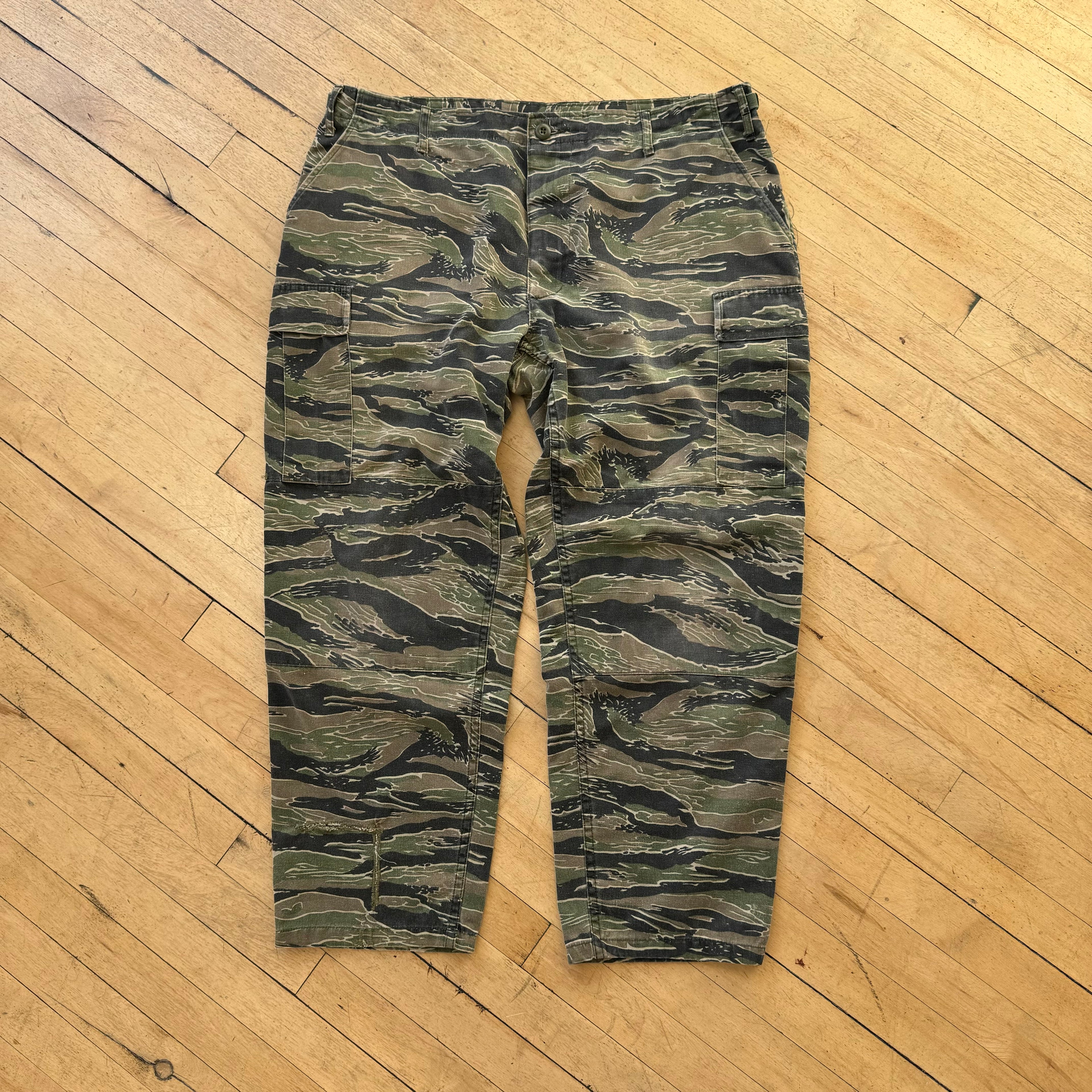 Vintage Camo Khaki Pants Sz 40