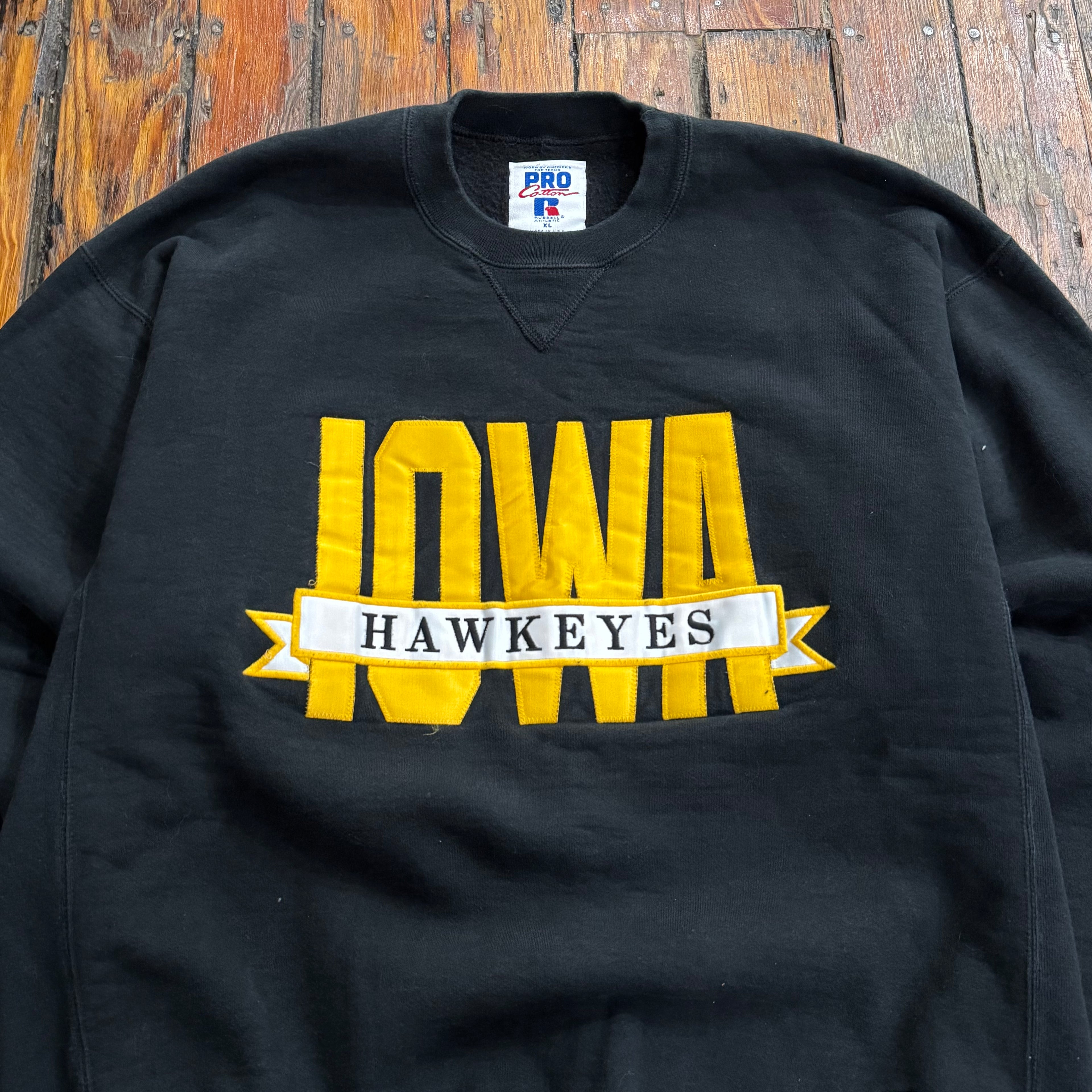 Vintage Iowa Hawkeyes Russell Crewneck Sz XL
