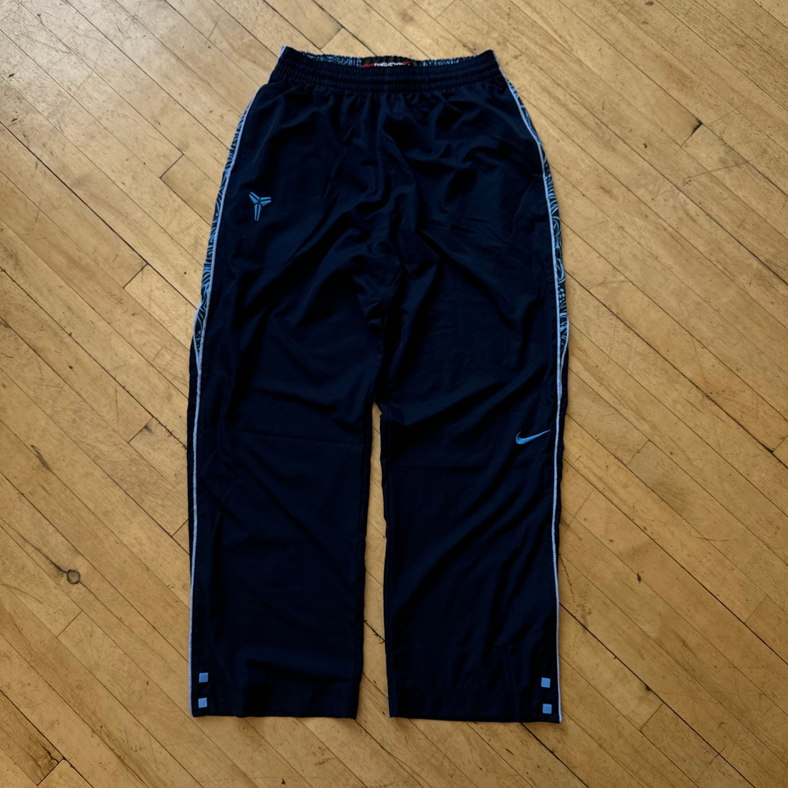 Vintage Nike X Kobe Basketball Trackpants Sz L