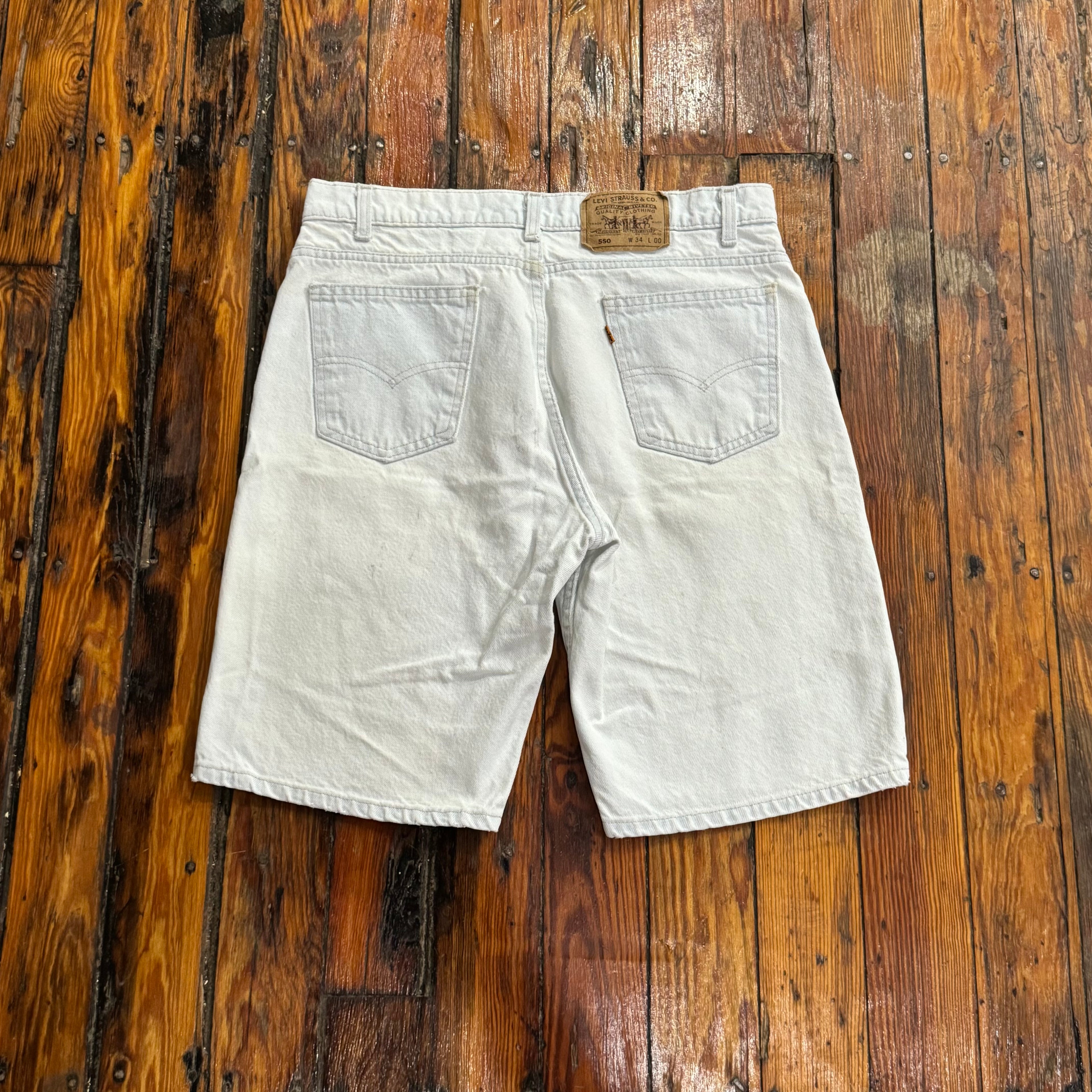 Vintage Light Wash Levi’s Denim Shorts Sz 34