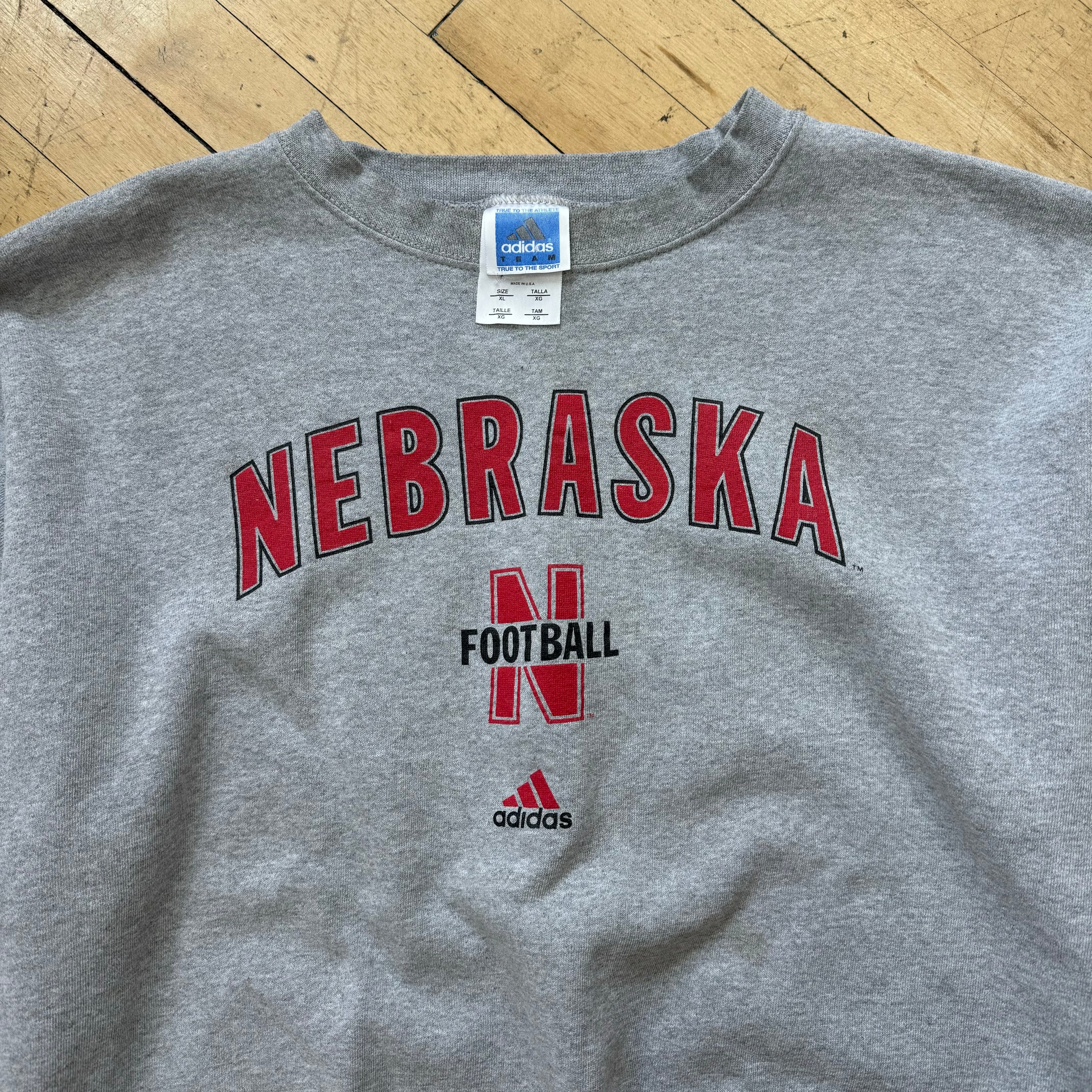 Vintage Adidas Nebraska SpellOut CrewNeck Sz XL