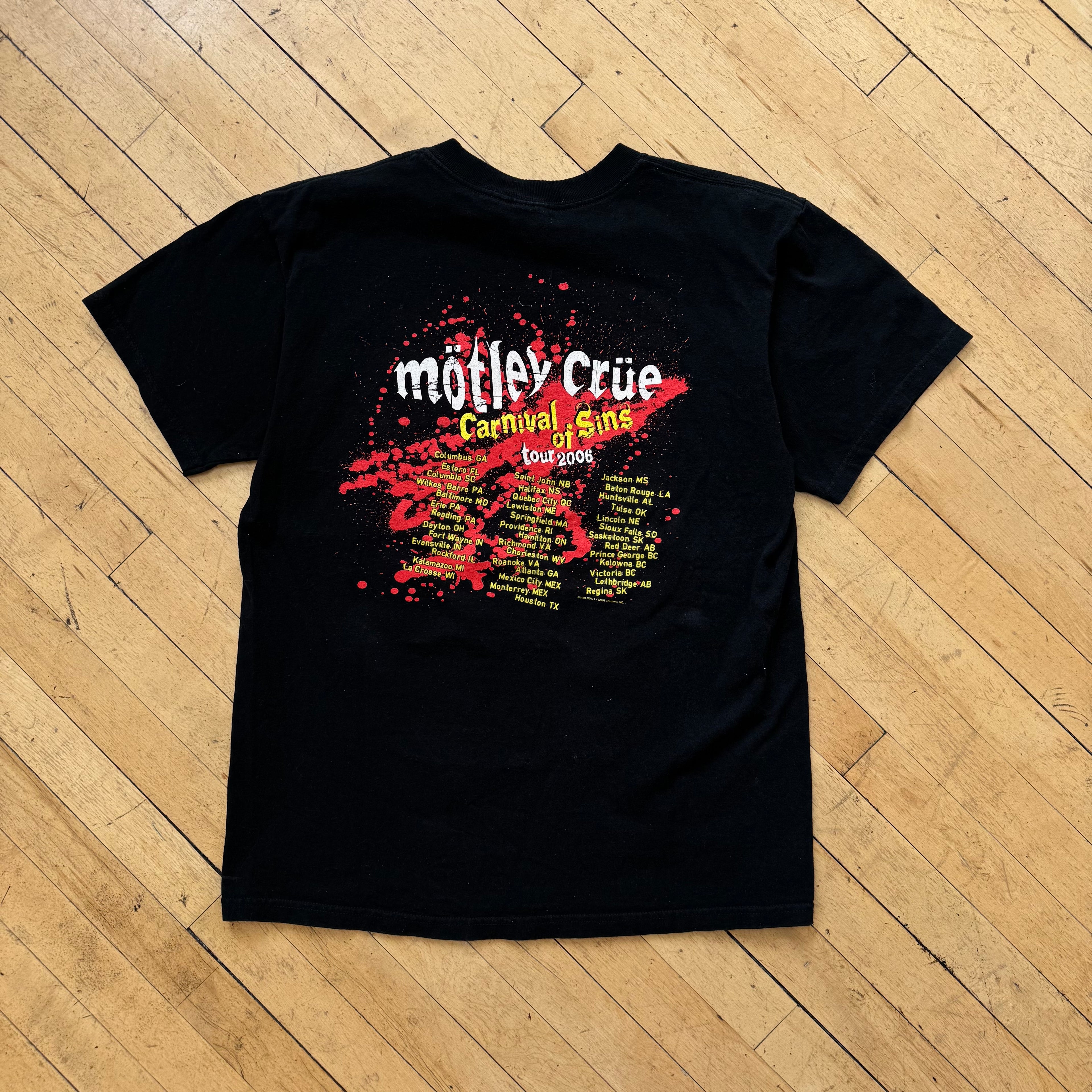 Y2K Motley Crue Tour T-shirt Sz M