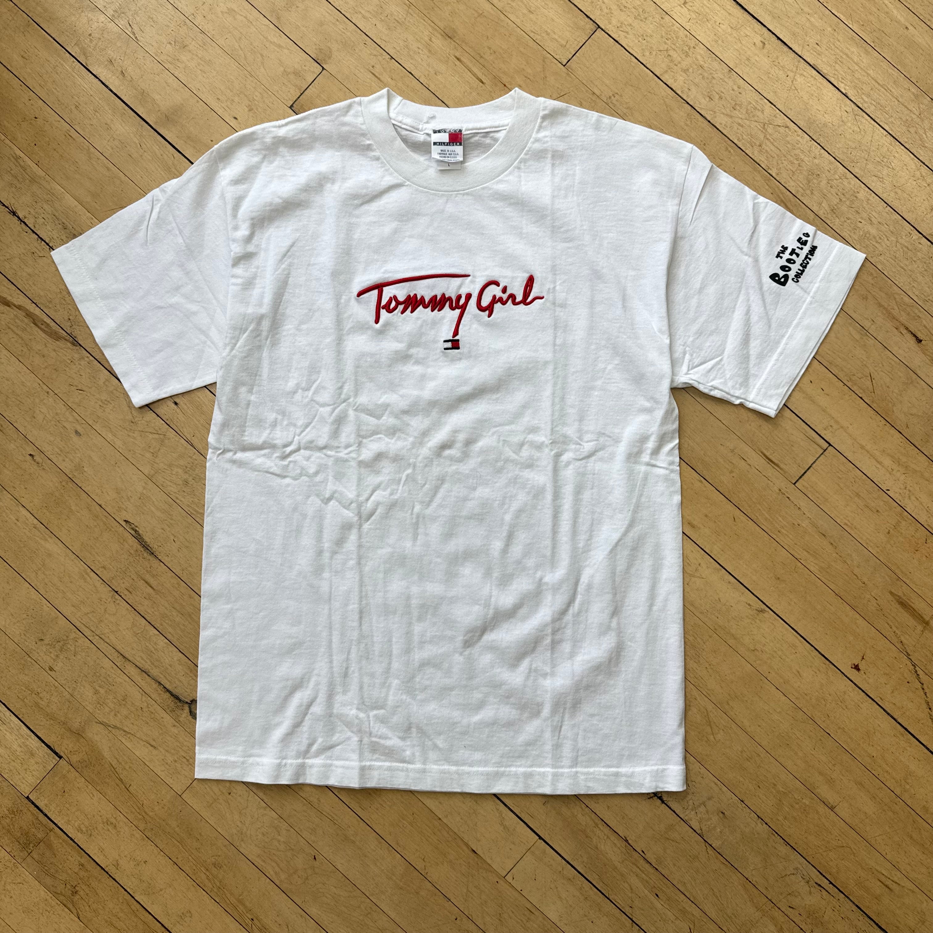 Vintage Embroidered Bootleg Tommy Girl SpellOut T-shirt Sz L