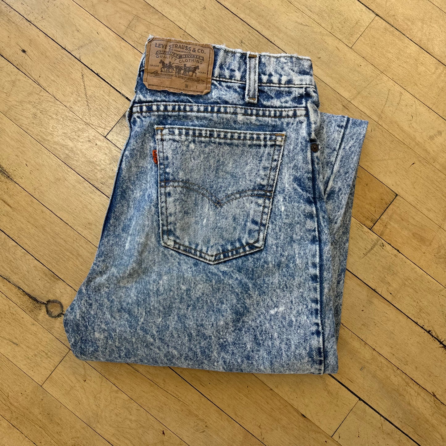 Vintage Acid Wash Levi Jeans Sz 32x36