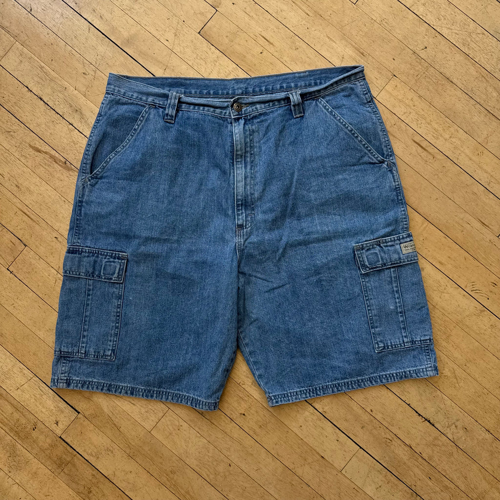 Vintage Wrangler Cargo Denim Jean Shorts Sz 38
