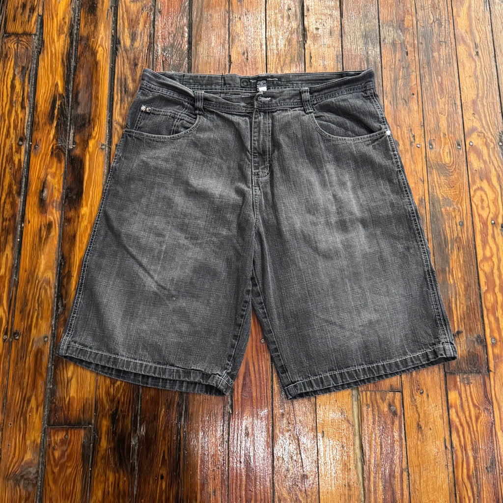 Y2K South Pole Denim Jean Shorts Sz 40