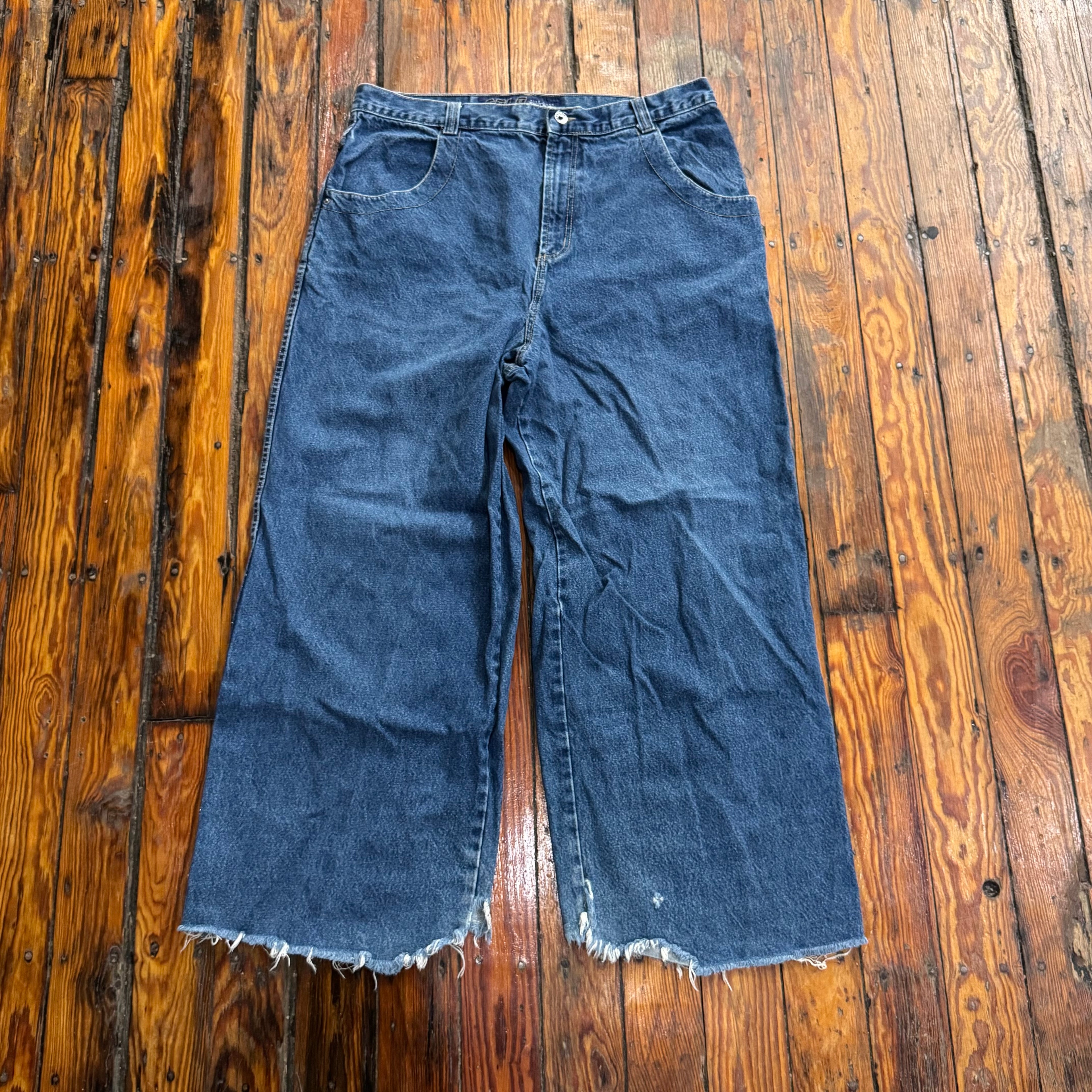 Vintage Solo Embroidered Denim Jeans Sz 38