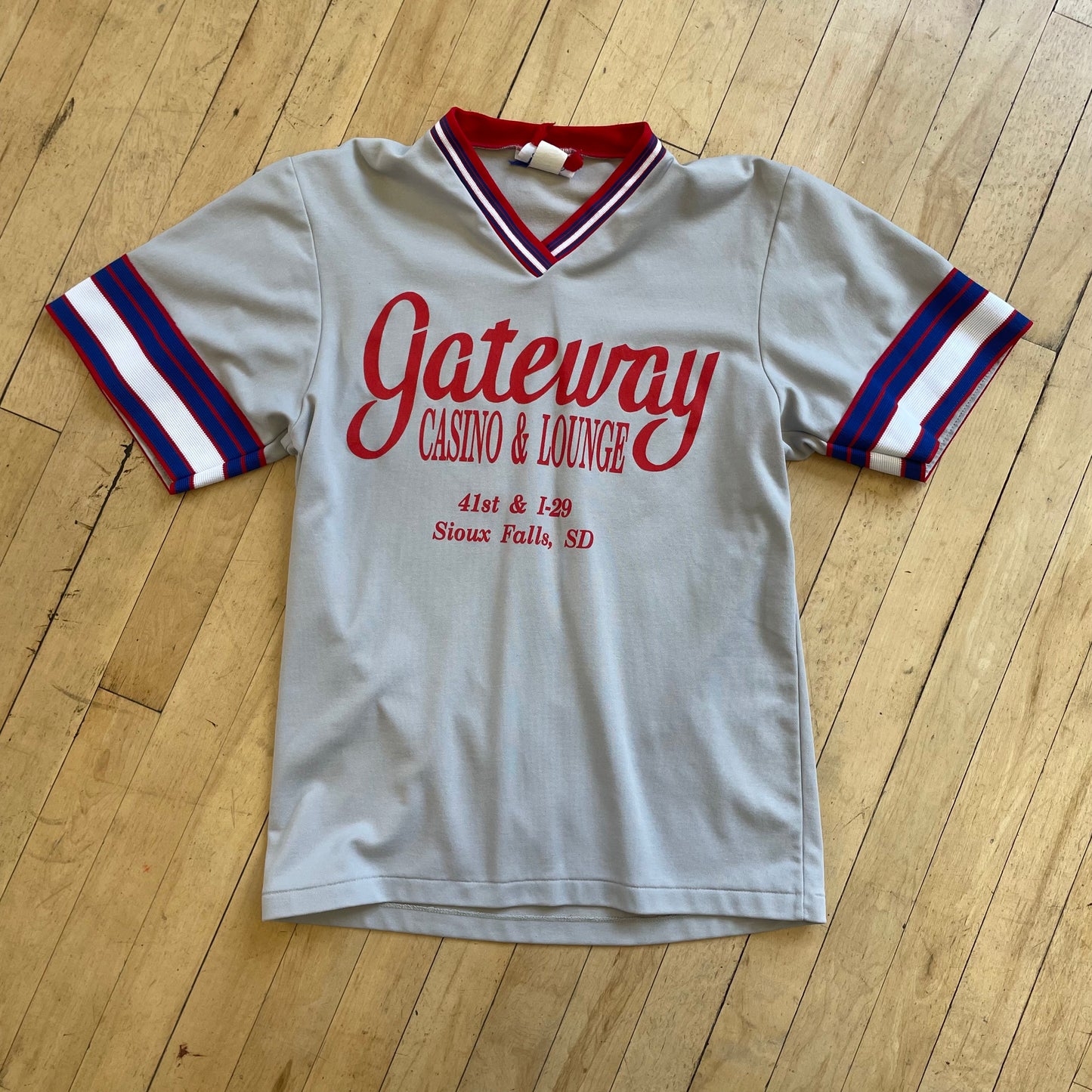 90s Gateway Lounge & Casino Jersey T-shirt Sz M