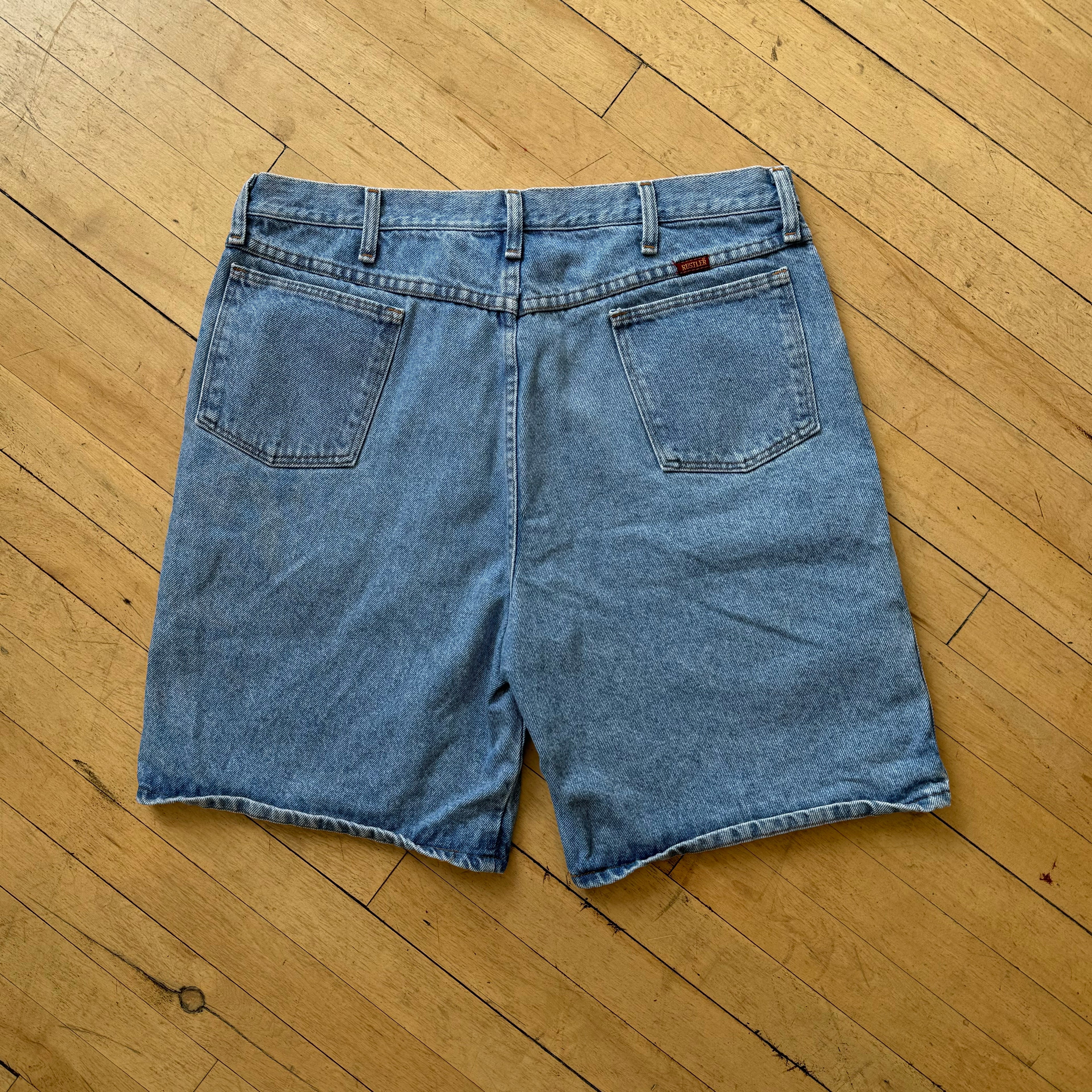 Vintage Light Wash Rustler Denim Jean Shorts Sz 38