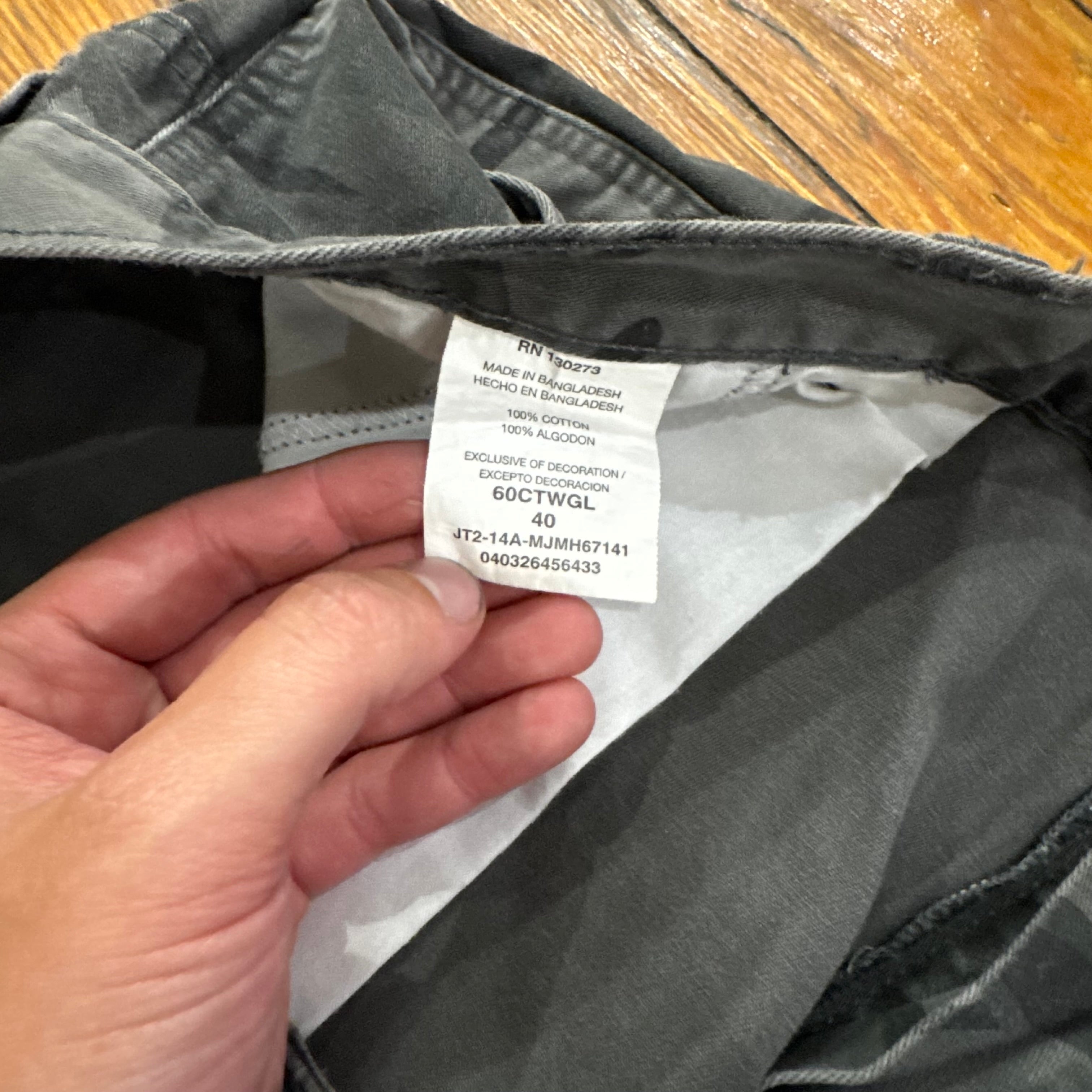 Y2K Black Camo Wrangler Shorts Sz 40