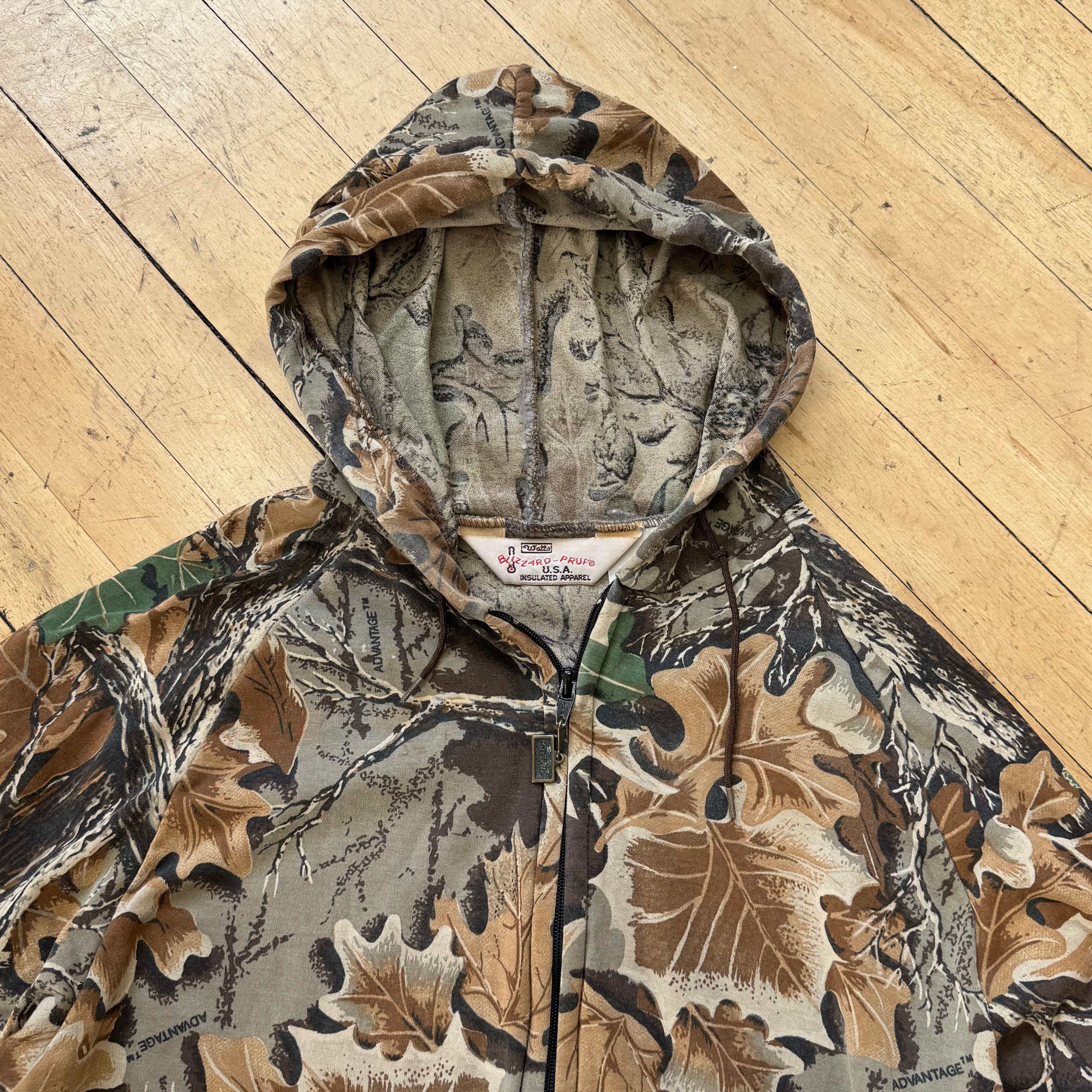 Vintage Walls Camo Zip-Up Jacket Sz L