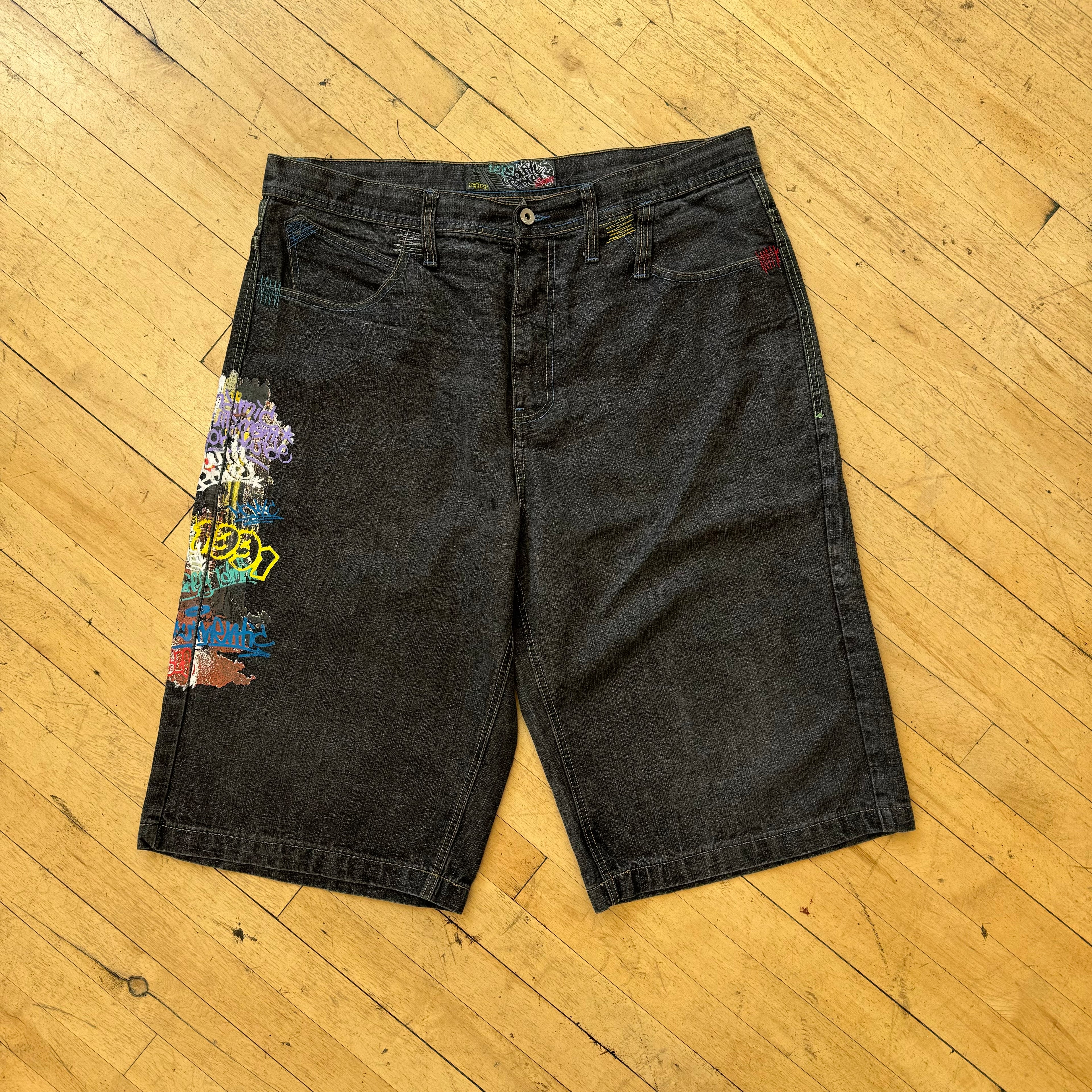 Y2K South Pole Graffiti Denim Jean Shorts Sz 42