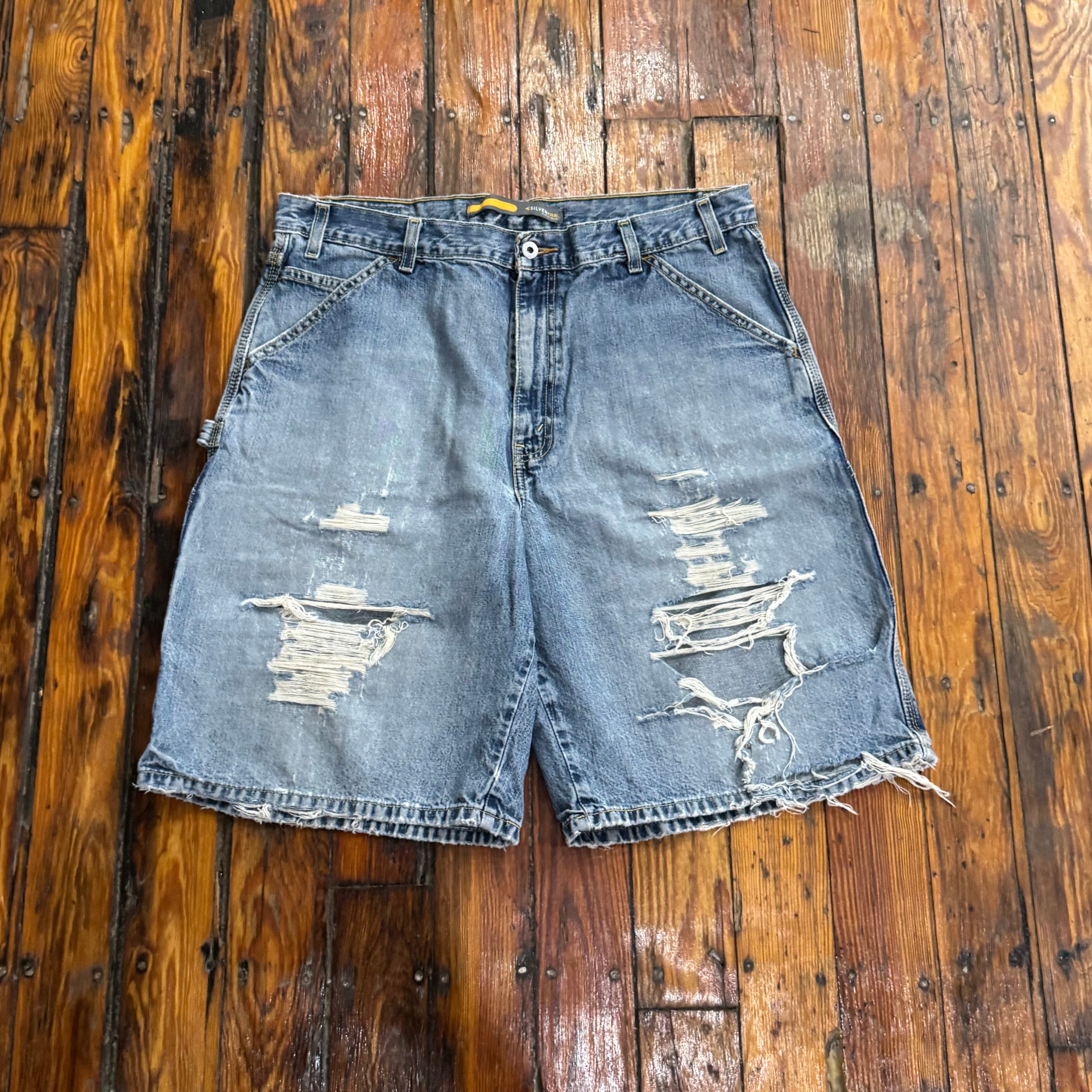 Vintage Levi’s Silvertab Denim Jean Shorts Sz 36