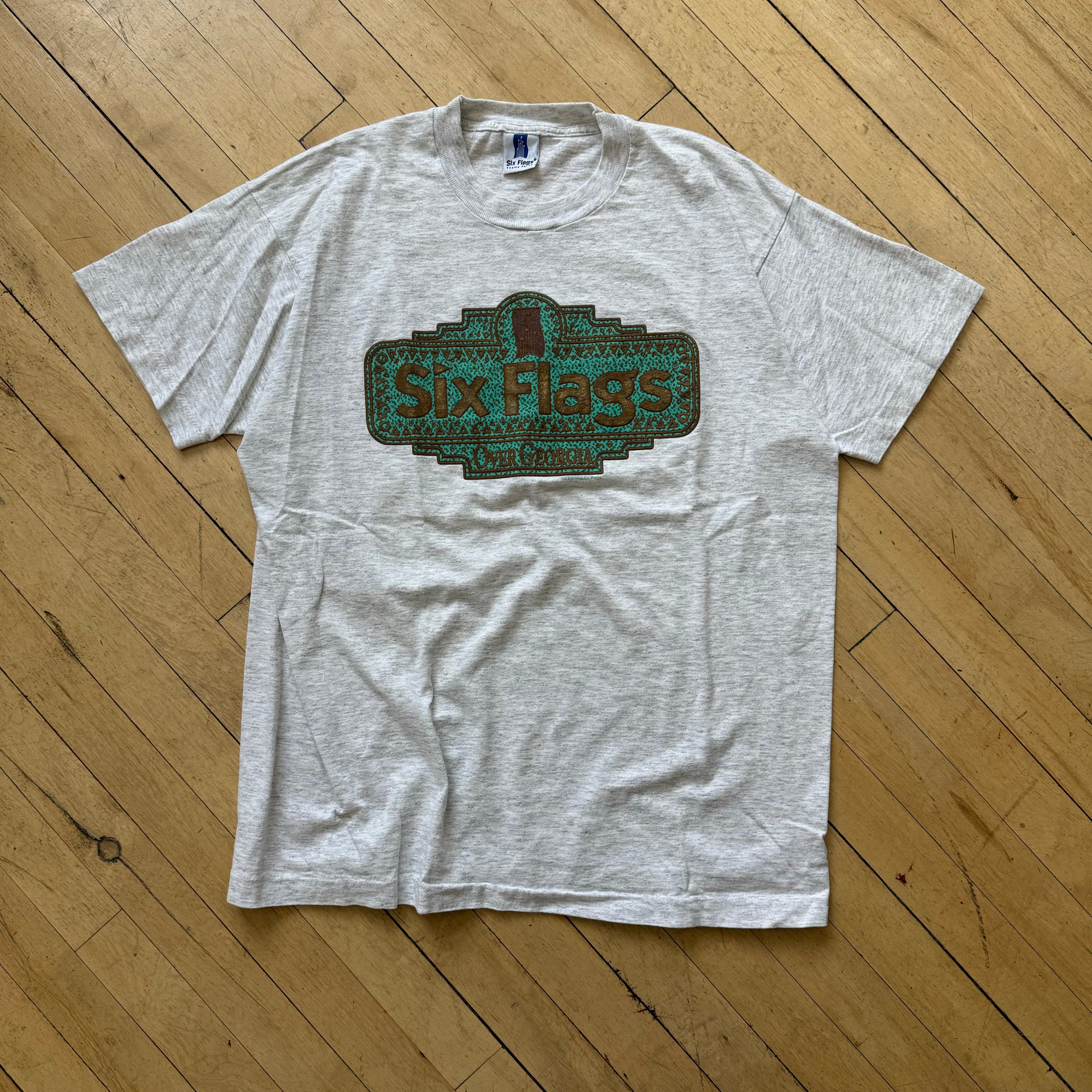 Vintage Six Flags T-shirt Sz L