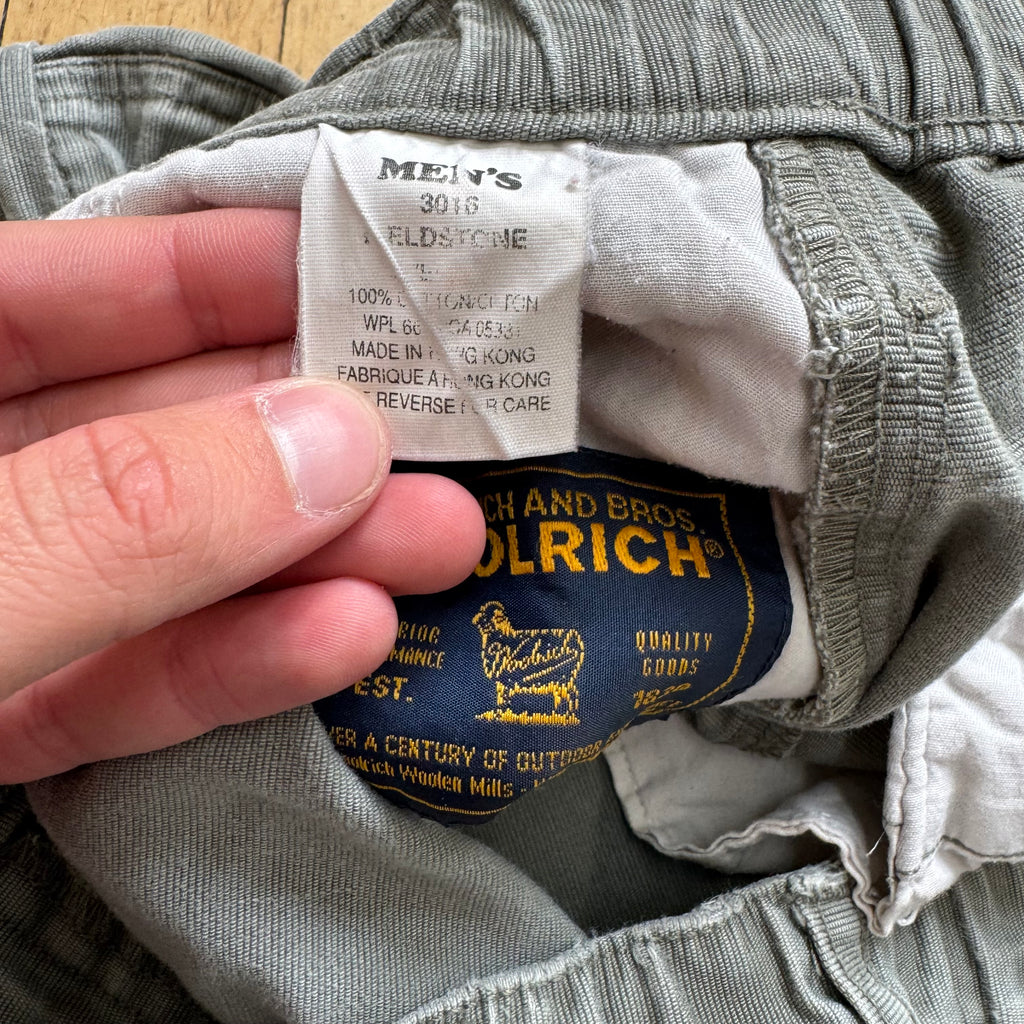 Vintage Woolrich Cargo Khaki Shorts Sz 36