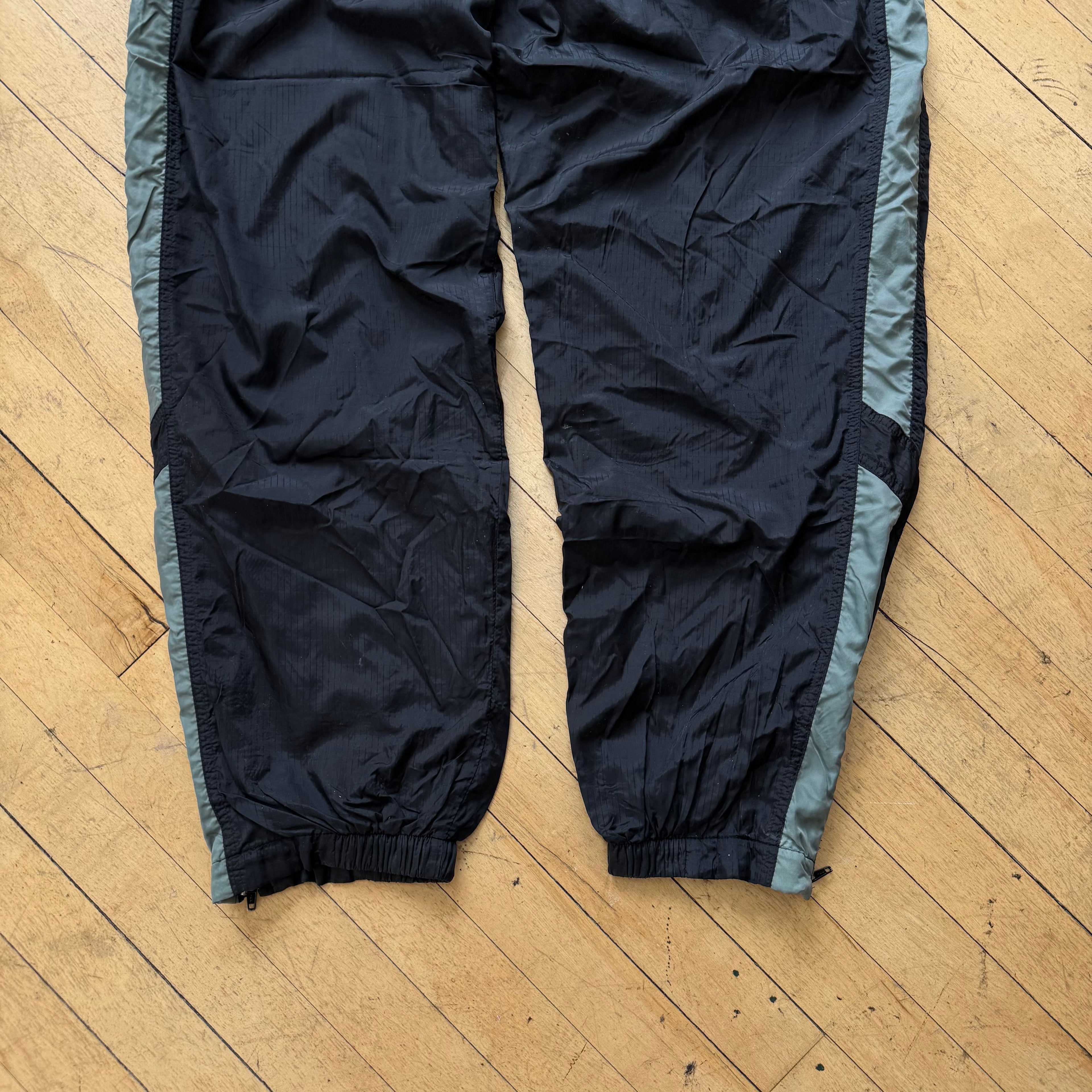 Vintage Nike Striped TrackPants Sz L