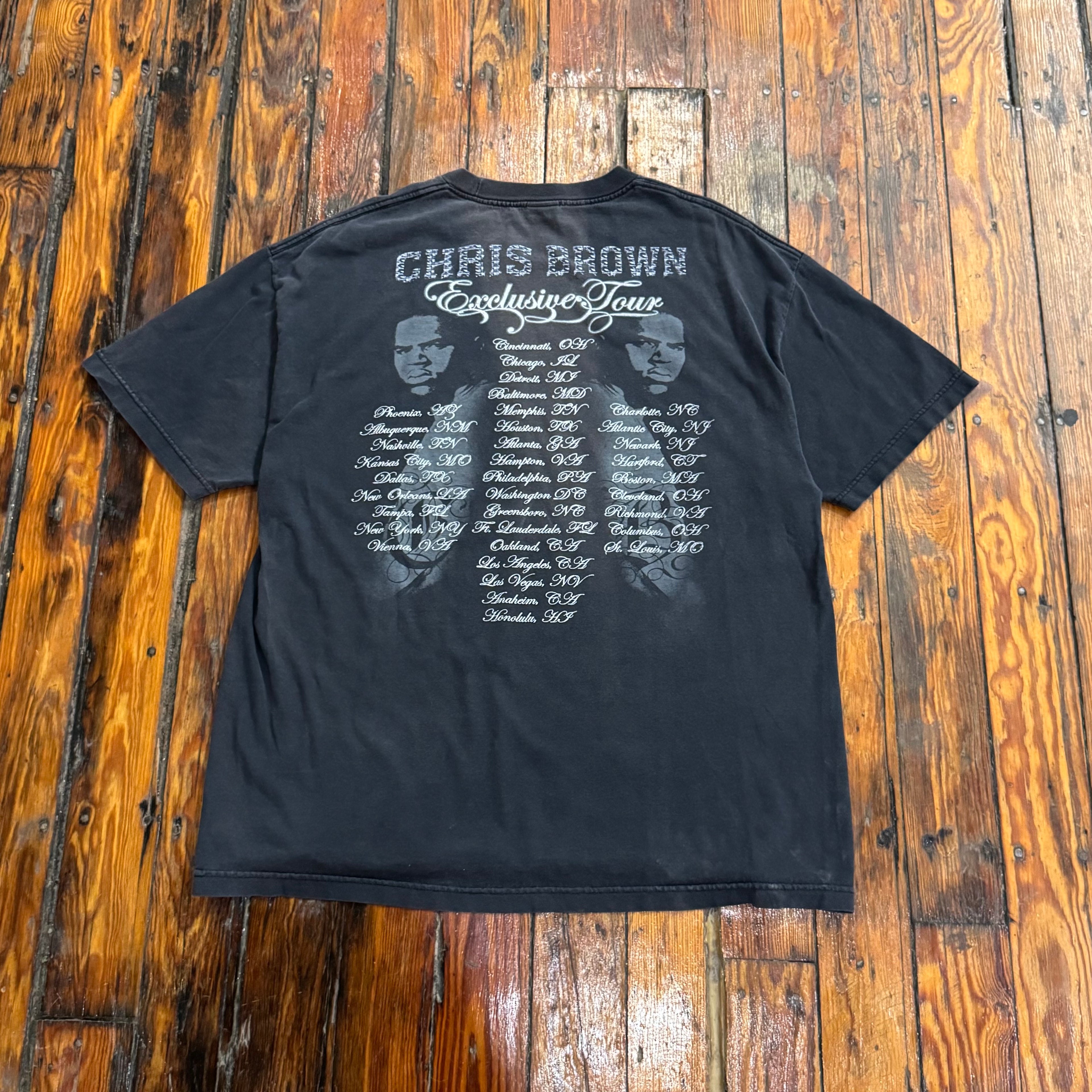 Y2K Faded Chris Brown Tour T-shirt Sz XL