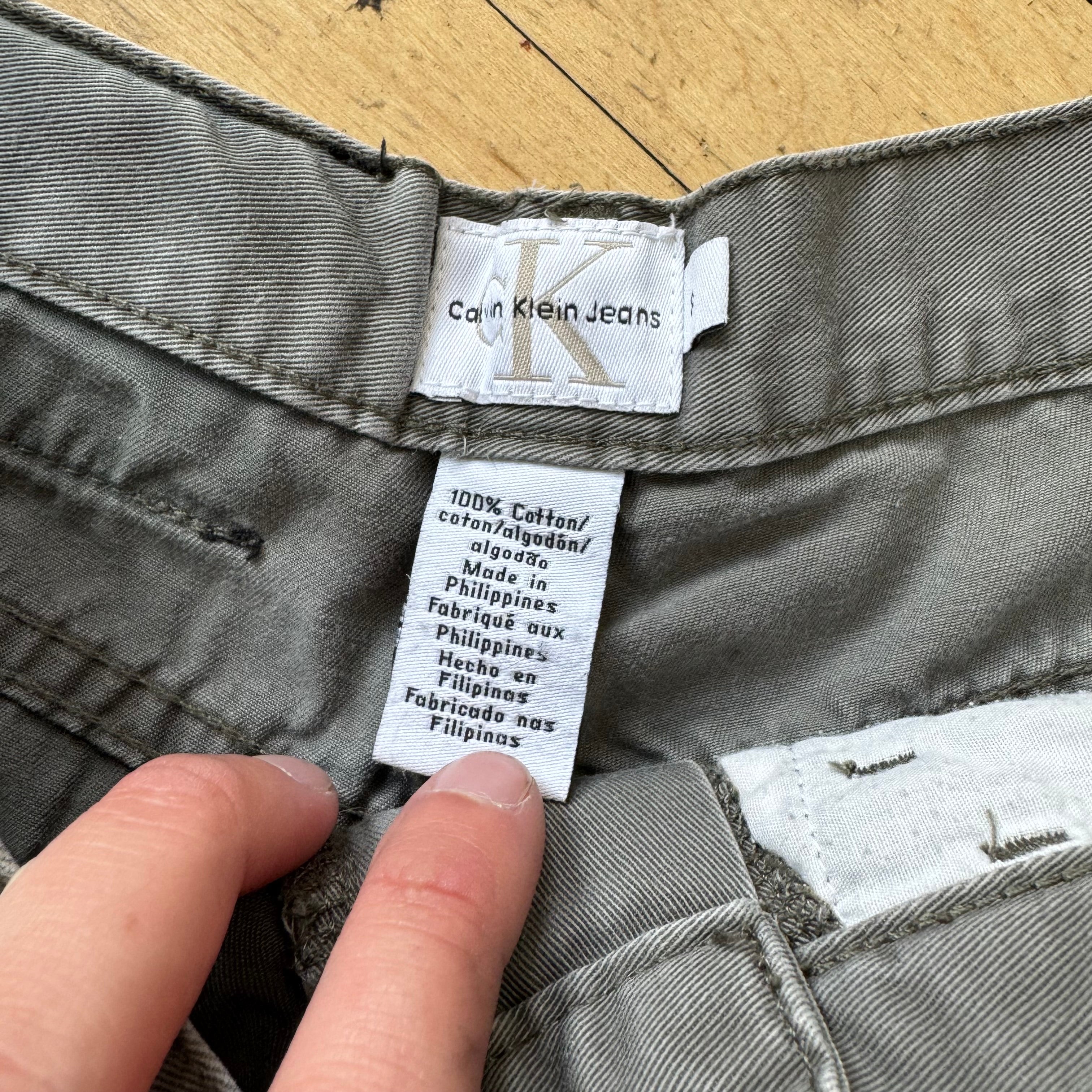 Vintage Women’s Calvin Klein Khaki Shorts Sz 8