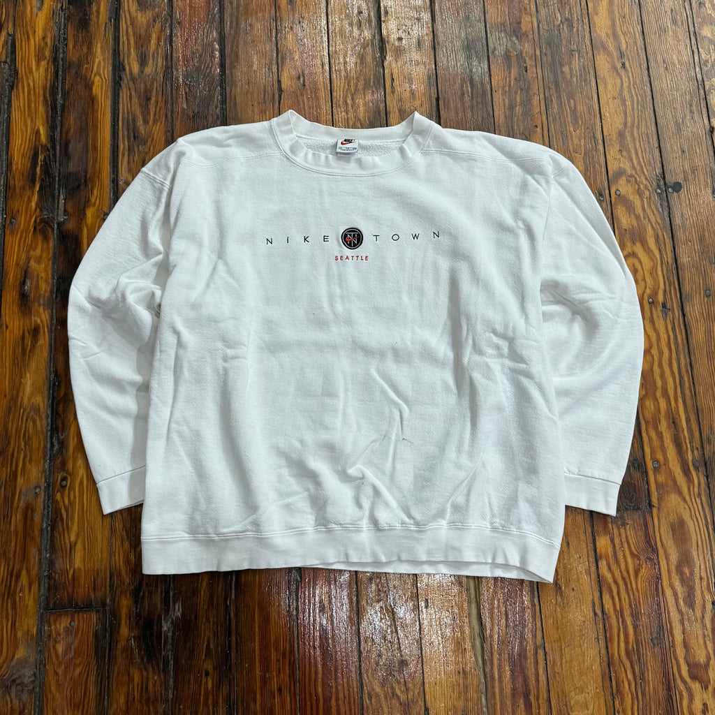 Vintage Nike Town Seattle Crewneck Sz XXL
