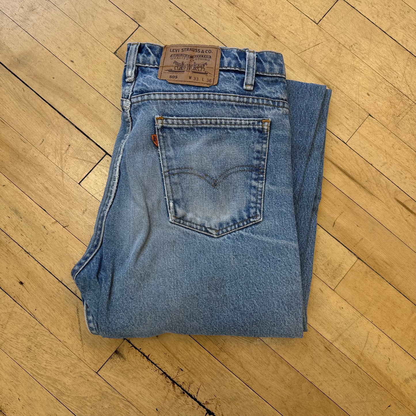 Vintage orange Tab Levi Jeans Sz 33x36