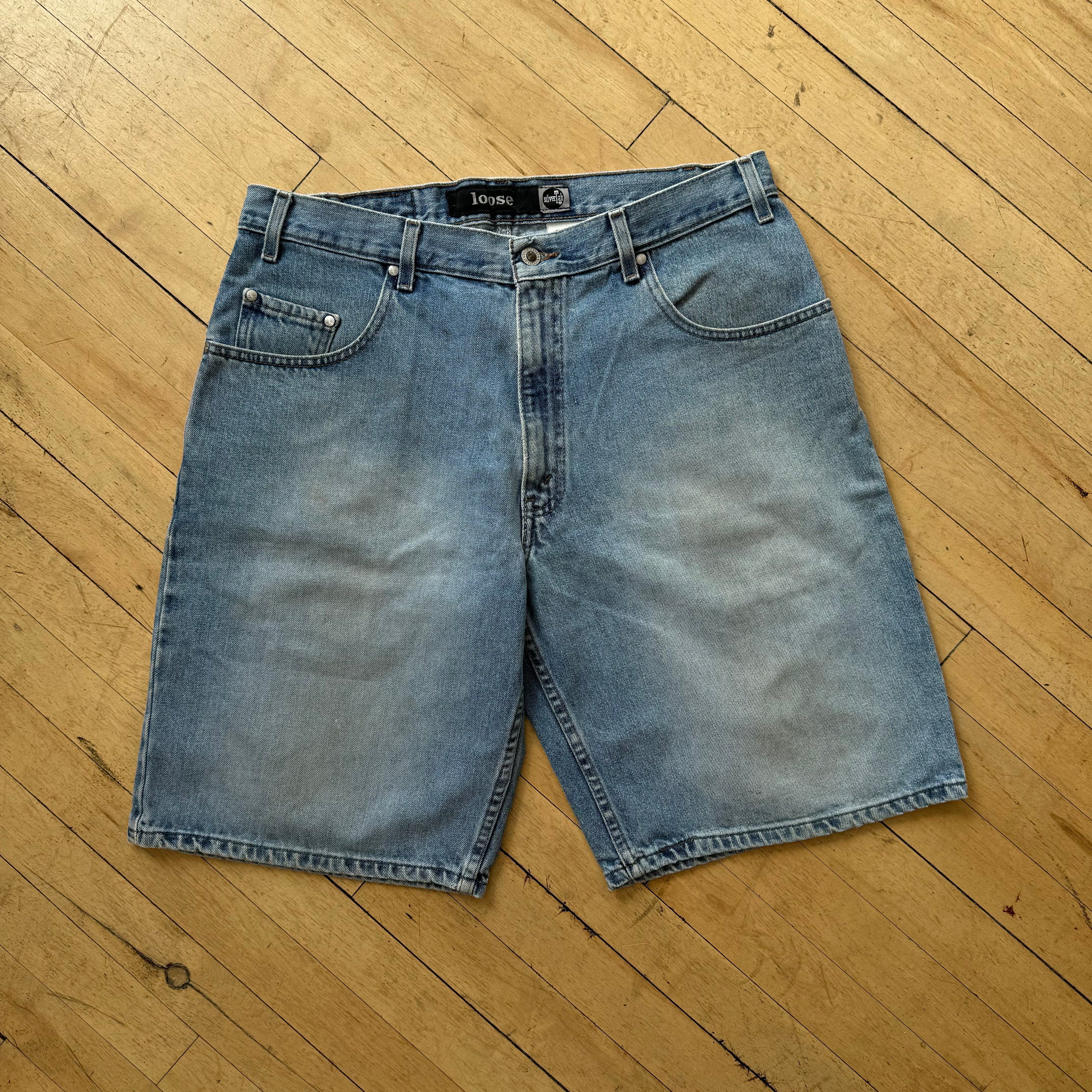 Vintage Silver Tab Levi Denim Jean Shorts Sz 36