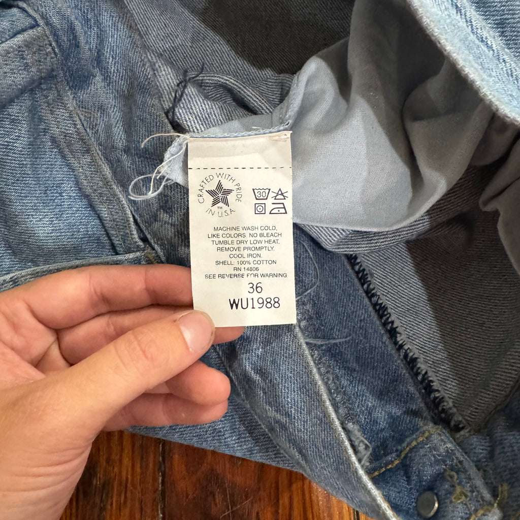 Vintage Carhartt Light Wash Denim Jean shorts Sz 36