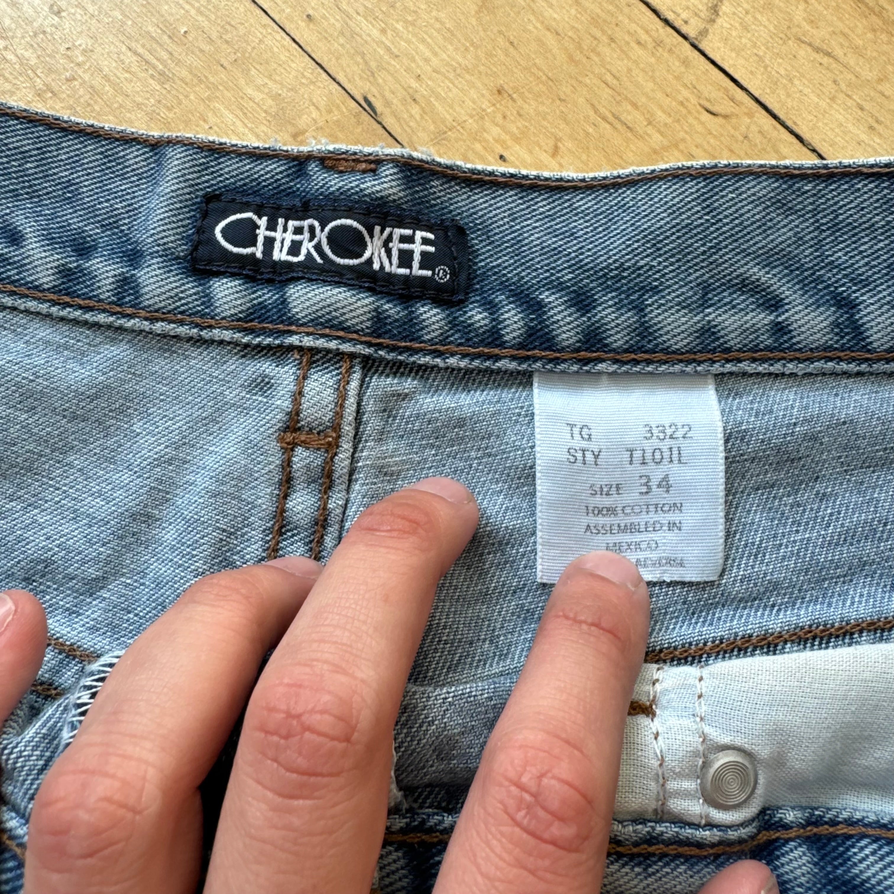 Vintage Cherokee Denim Jean Shorts Sz 34