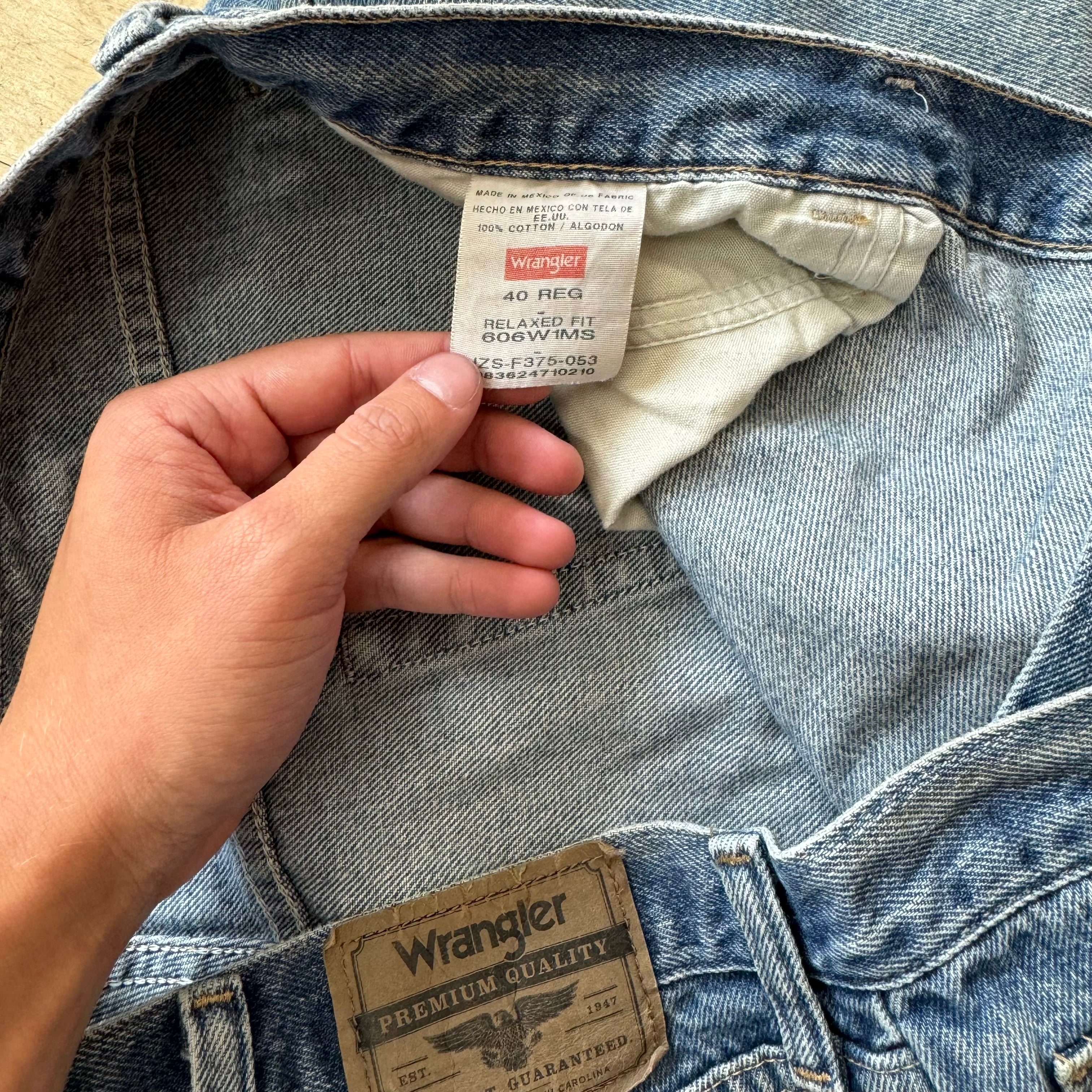 Vintage Wrangler denim Jean Shorts Sz 40
