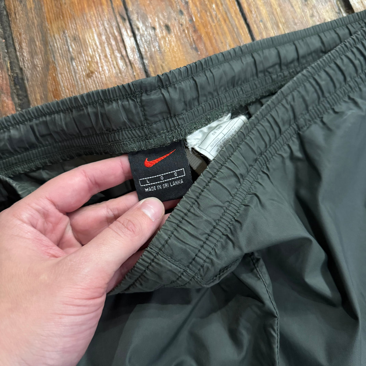 Vintage Olive Nike TrackPants Sz L