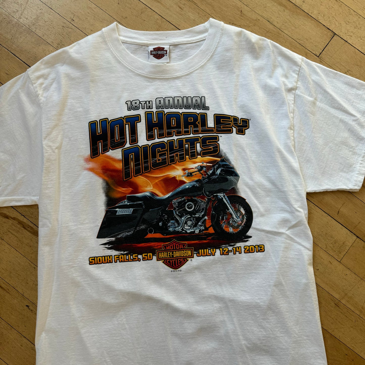 Y2K Hot Harley Nights Sioux Falls T-shirt Sz M