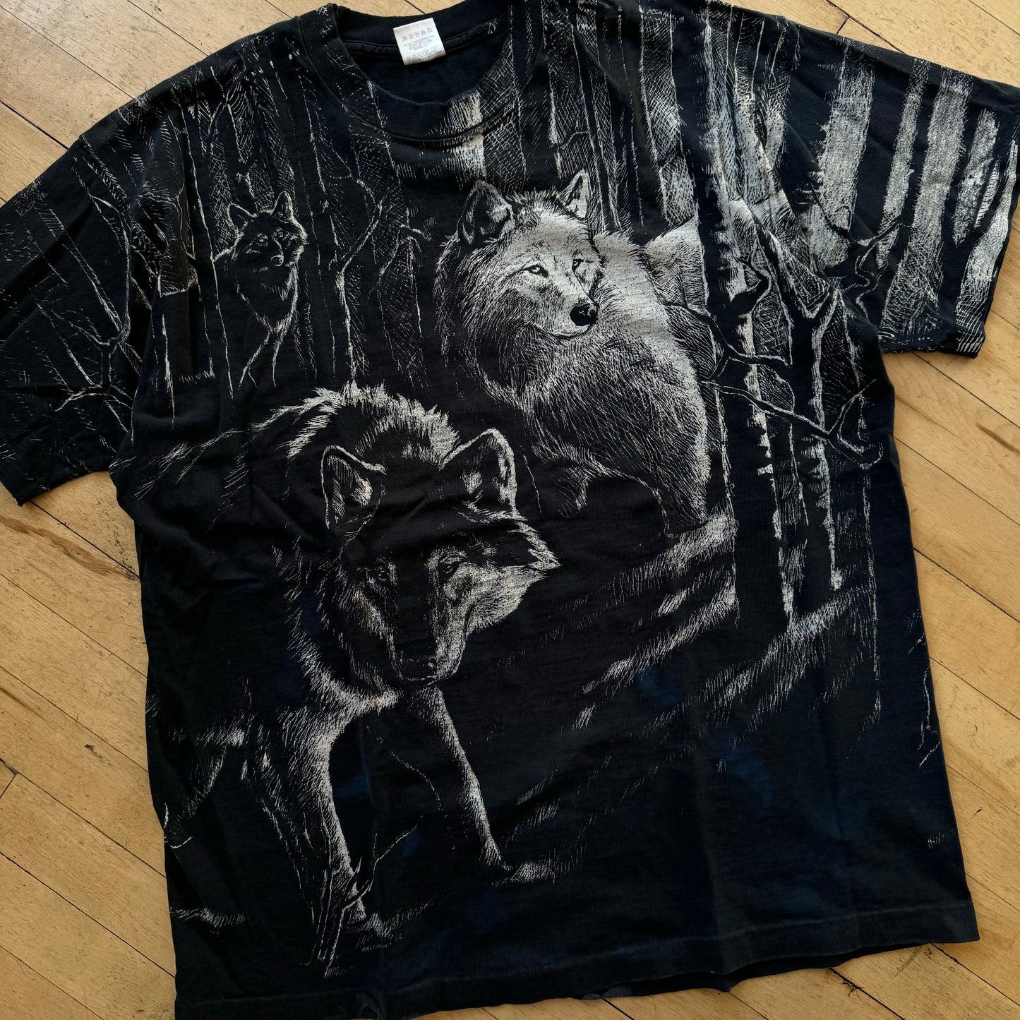 Vintage AOP Wolf & Woods T-shirt Sz L