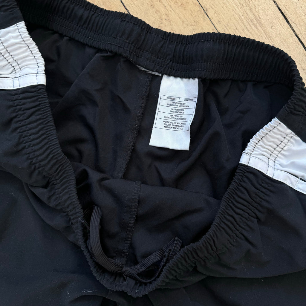 Vintage Black / White Nike TrackPants Sz M