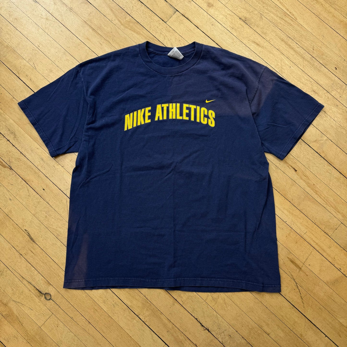 Vintage Nike Athletics T-shirt Sz XL