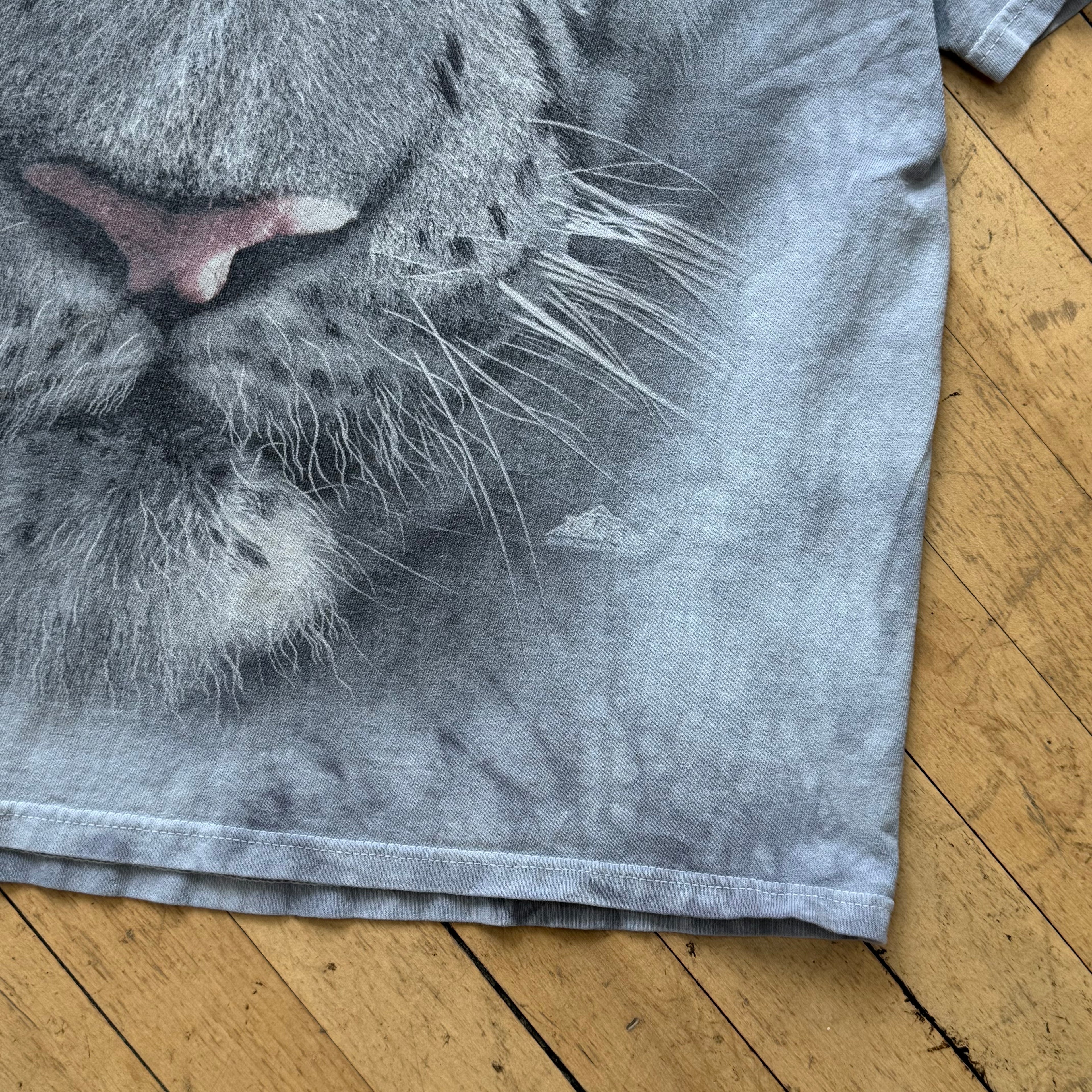 Y2K The Mountain Snow Tiger T-shirt Sz S