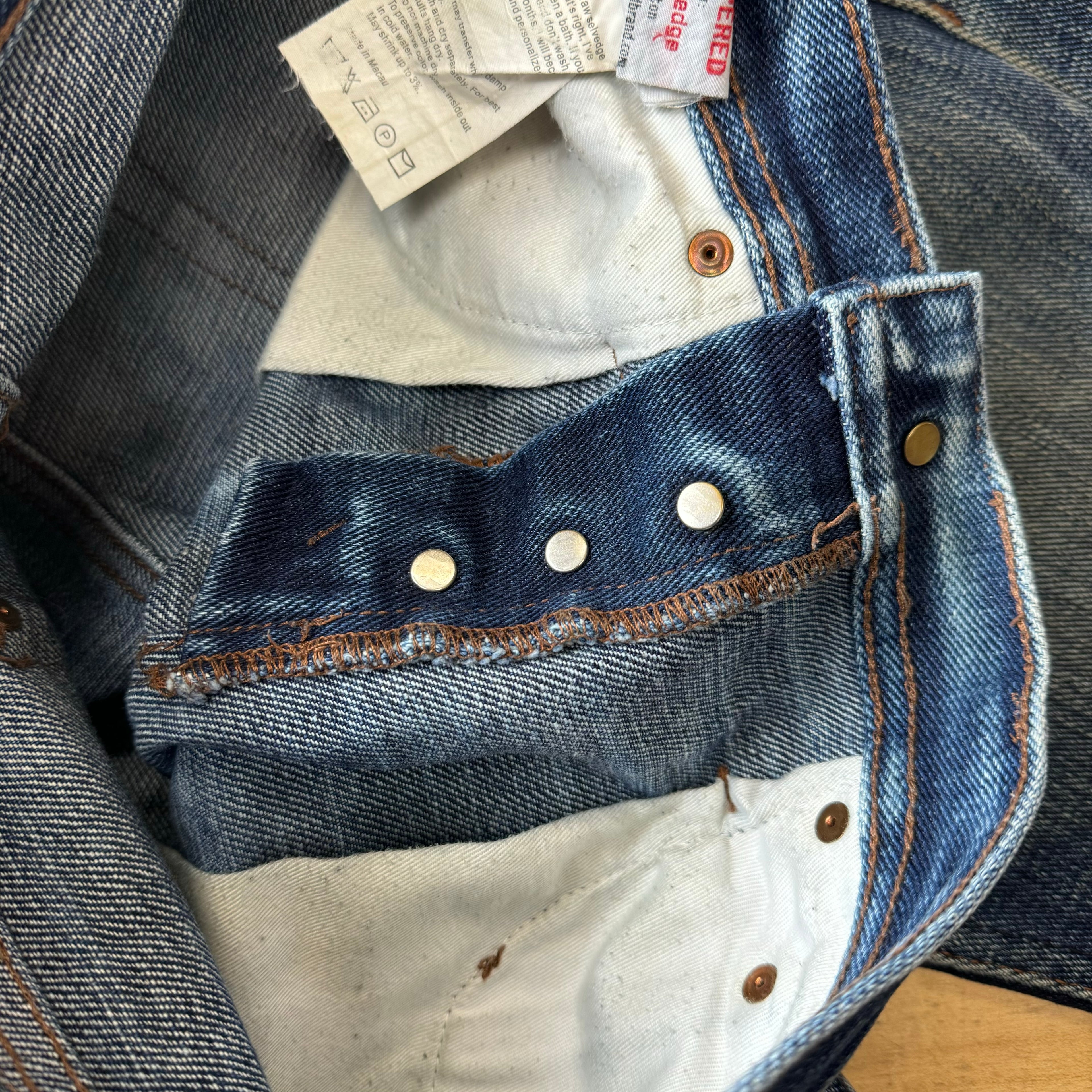 UB221 Selvedge Denim Washed Jeans Sz 30x32