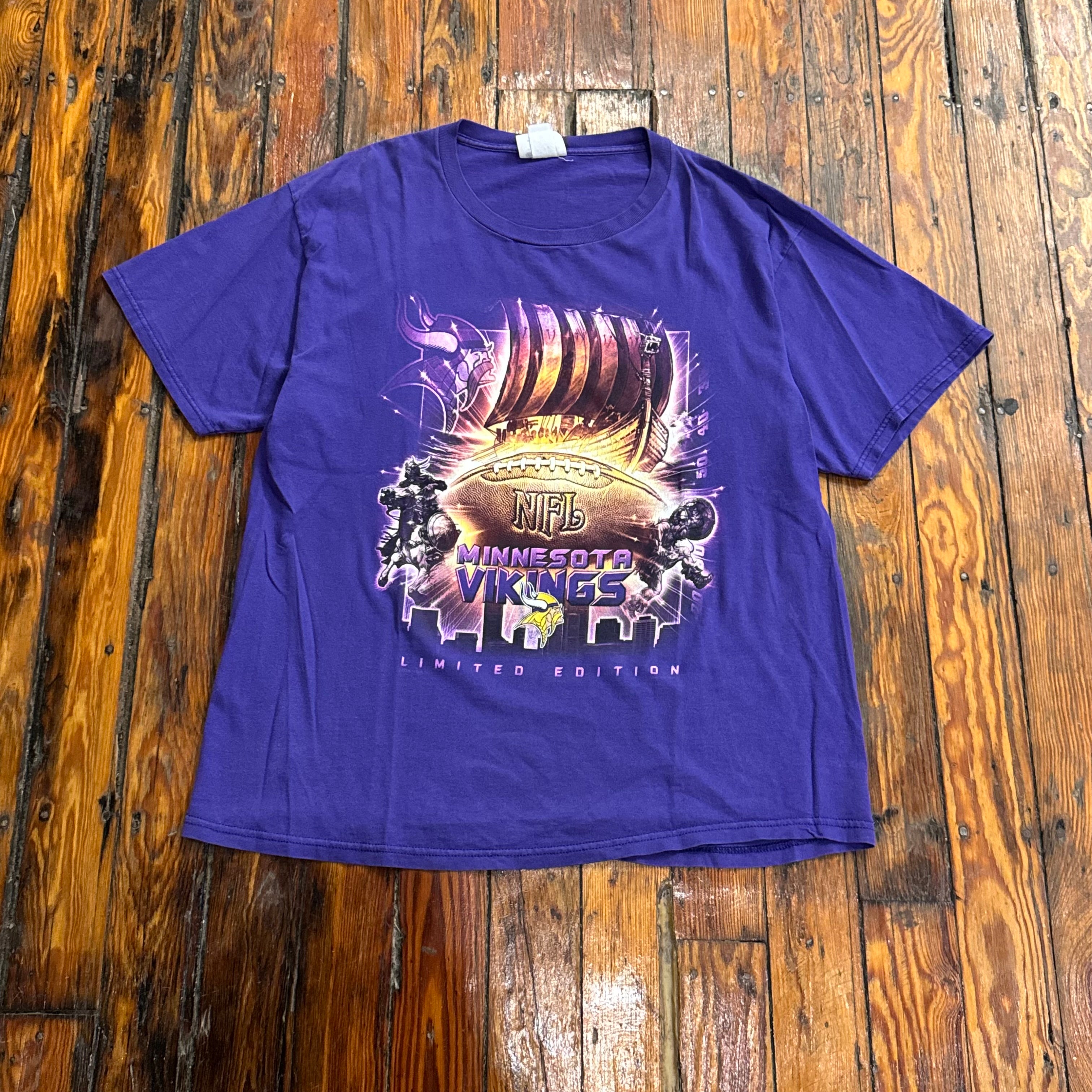 Vintage Minnesota Vikings Ship T-shirt Sz XL
