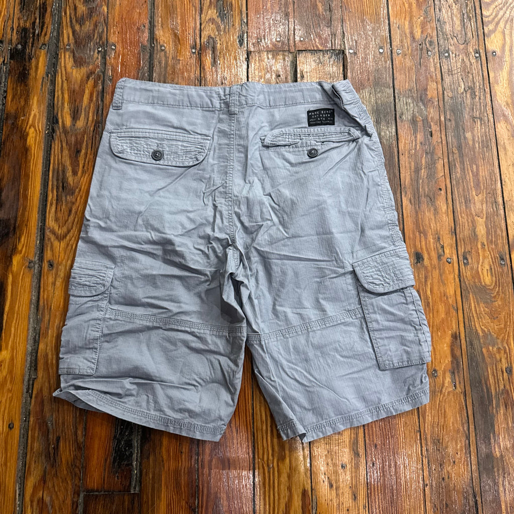 Y2K Marc Ecko Khaki Shorts Sz 32