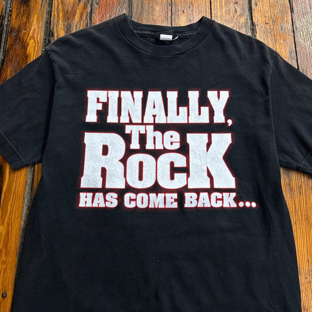 Vintage Finally The Rock has come Back T-shirt Sz M