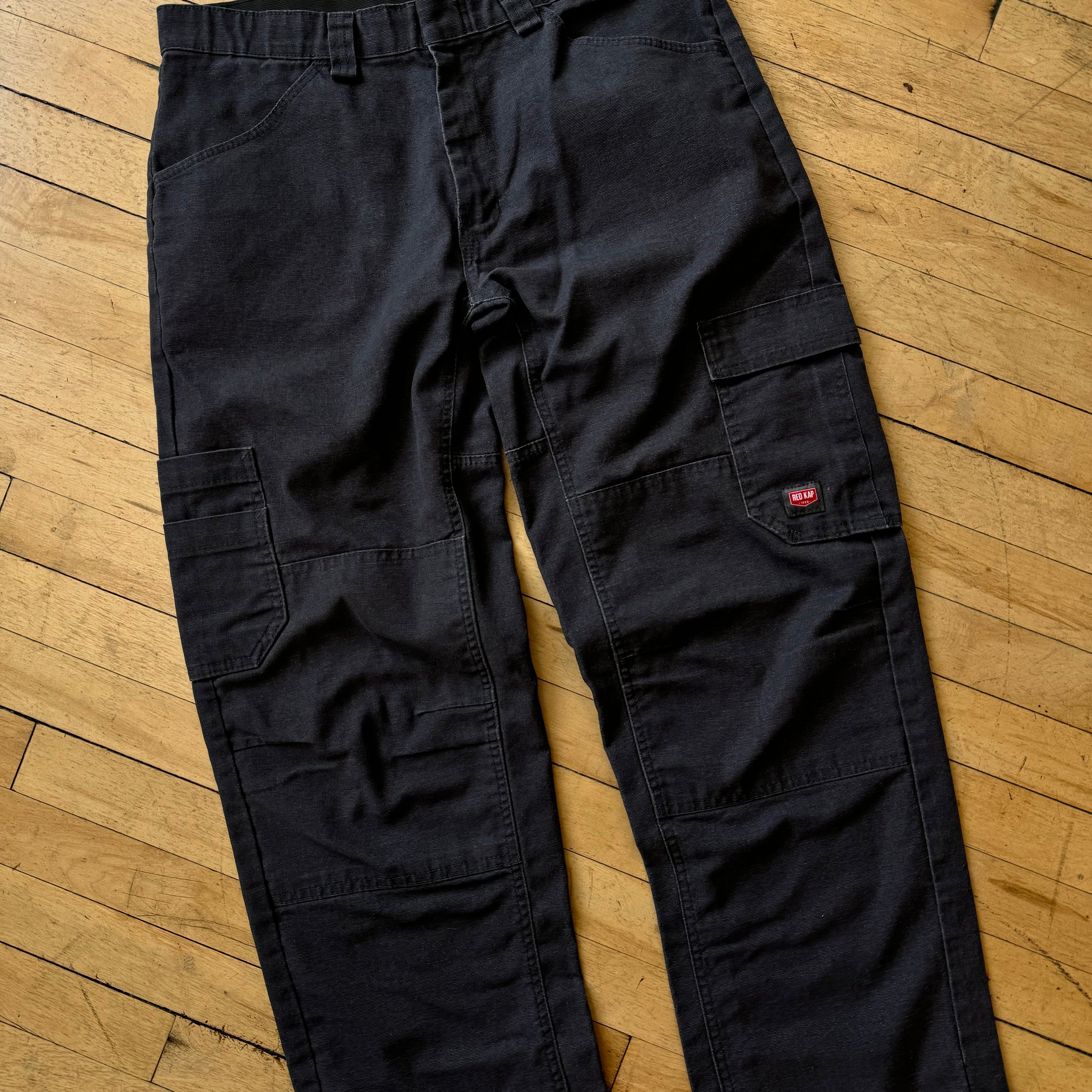 Vintage Red Cap Grey Cargo Pants Sz 34x31