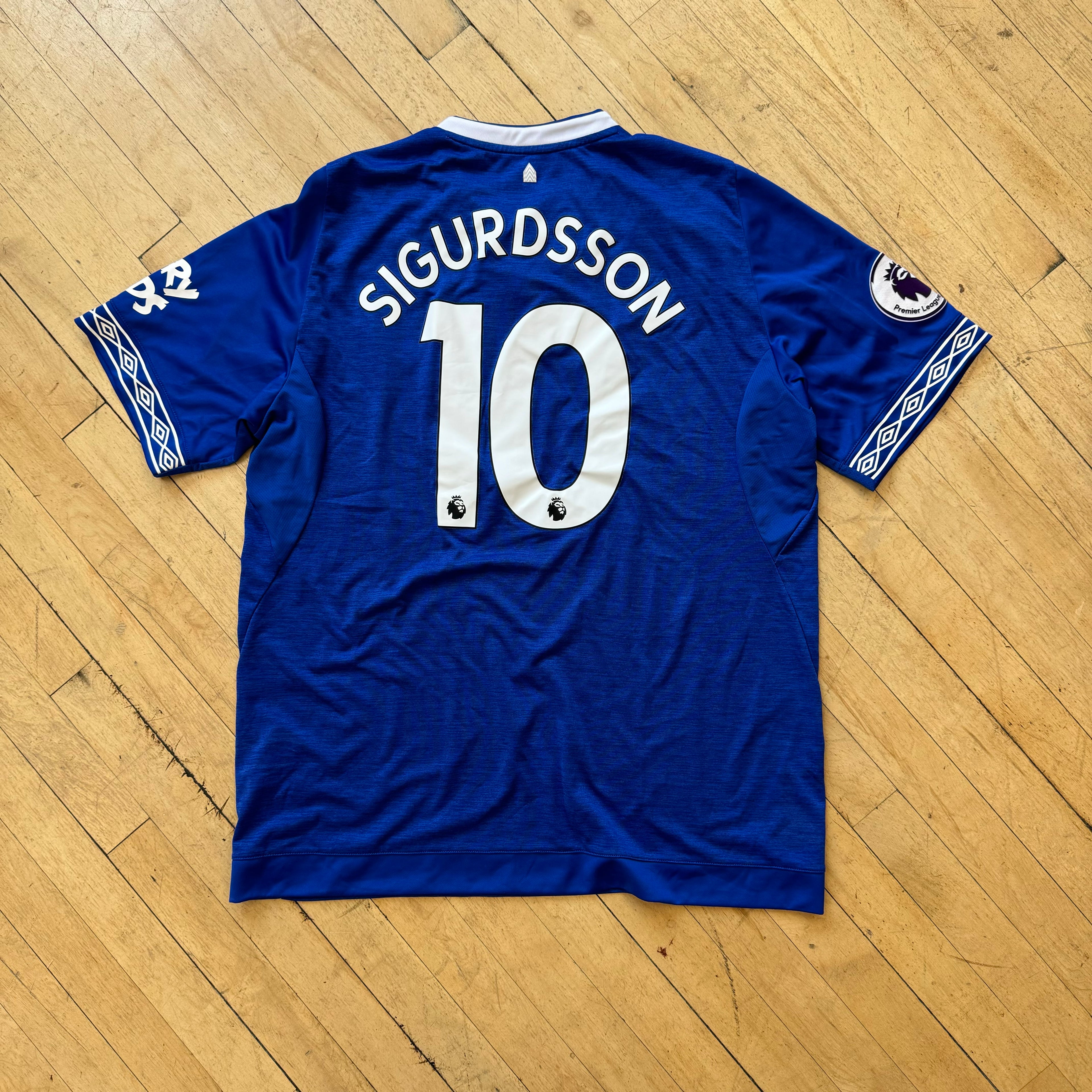 Everton 2018 Home Soccer Jersey Umbro Sz L