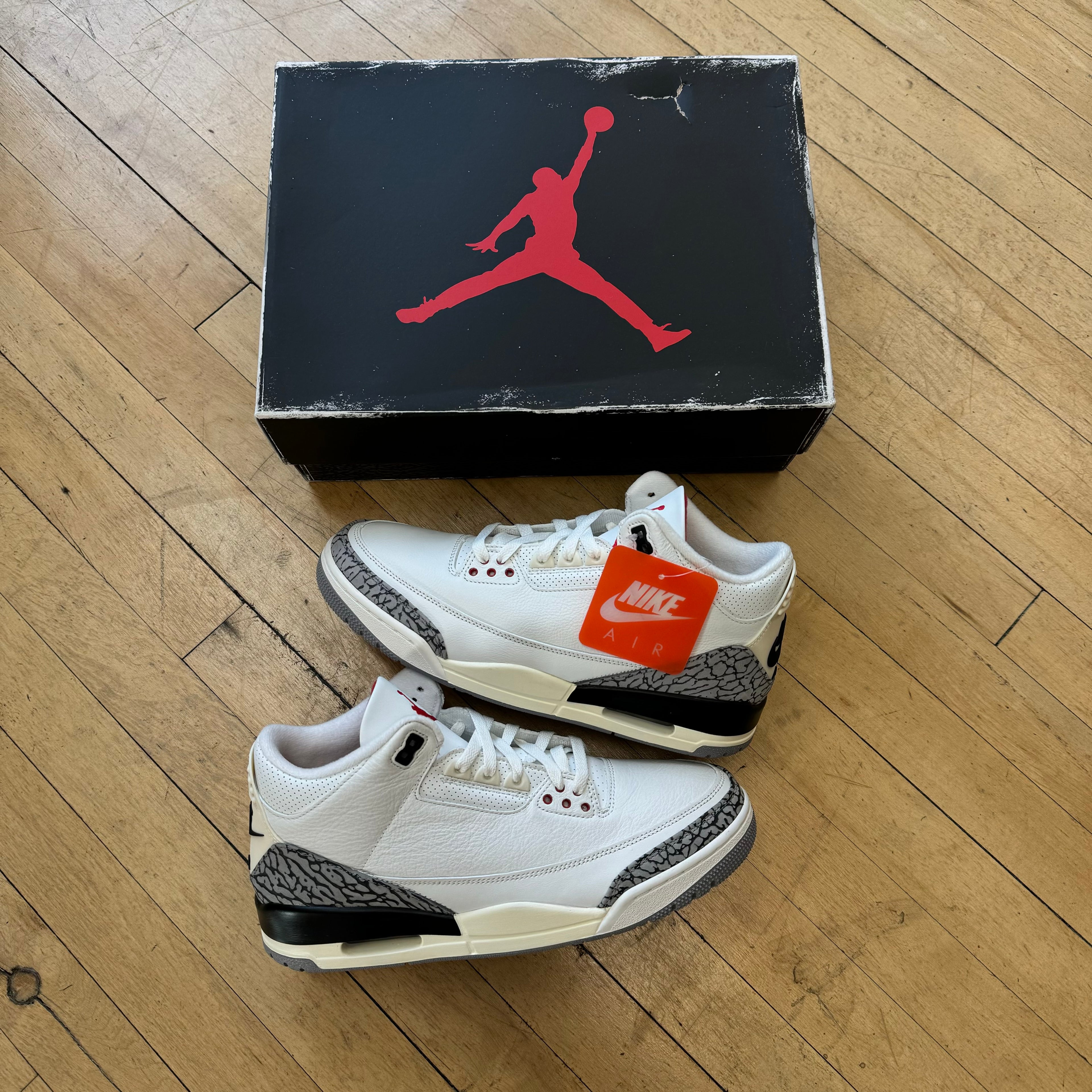 Jordan 3 Retro Reimiagne Sz 11 (DS)