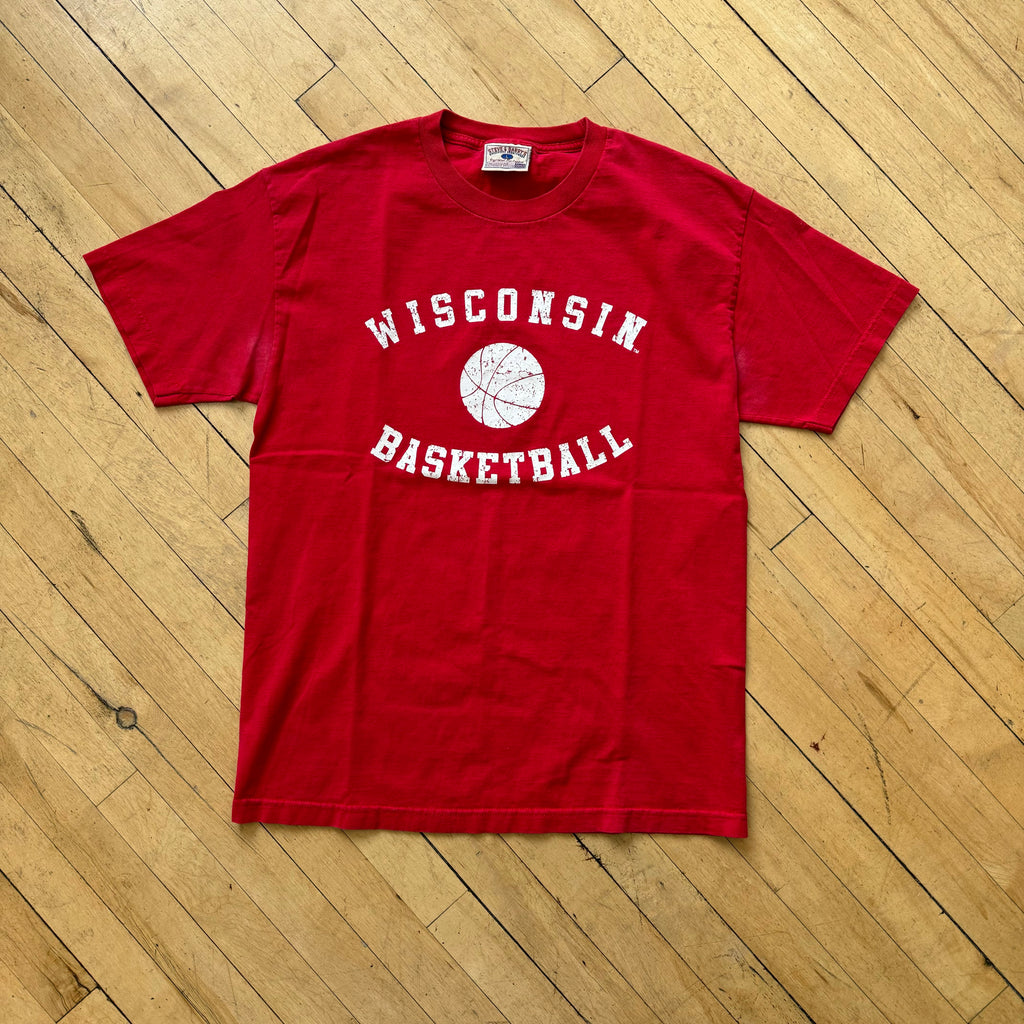 Vintage Wisconsin Basketball SpellOut T-shirt Sz L
