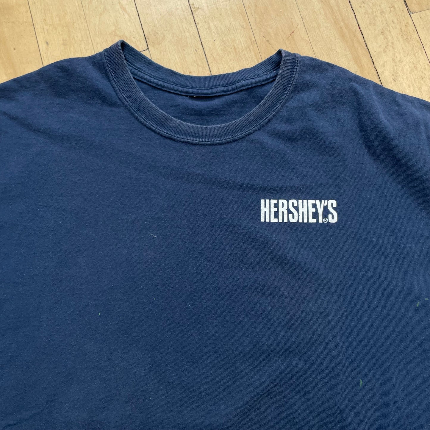 2000s Hershey’s SpellOut T-shirt Sz XL