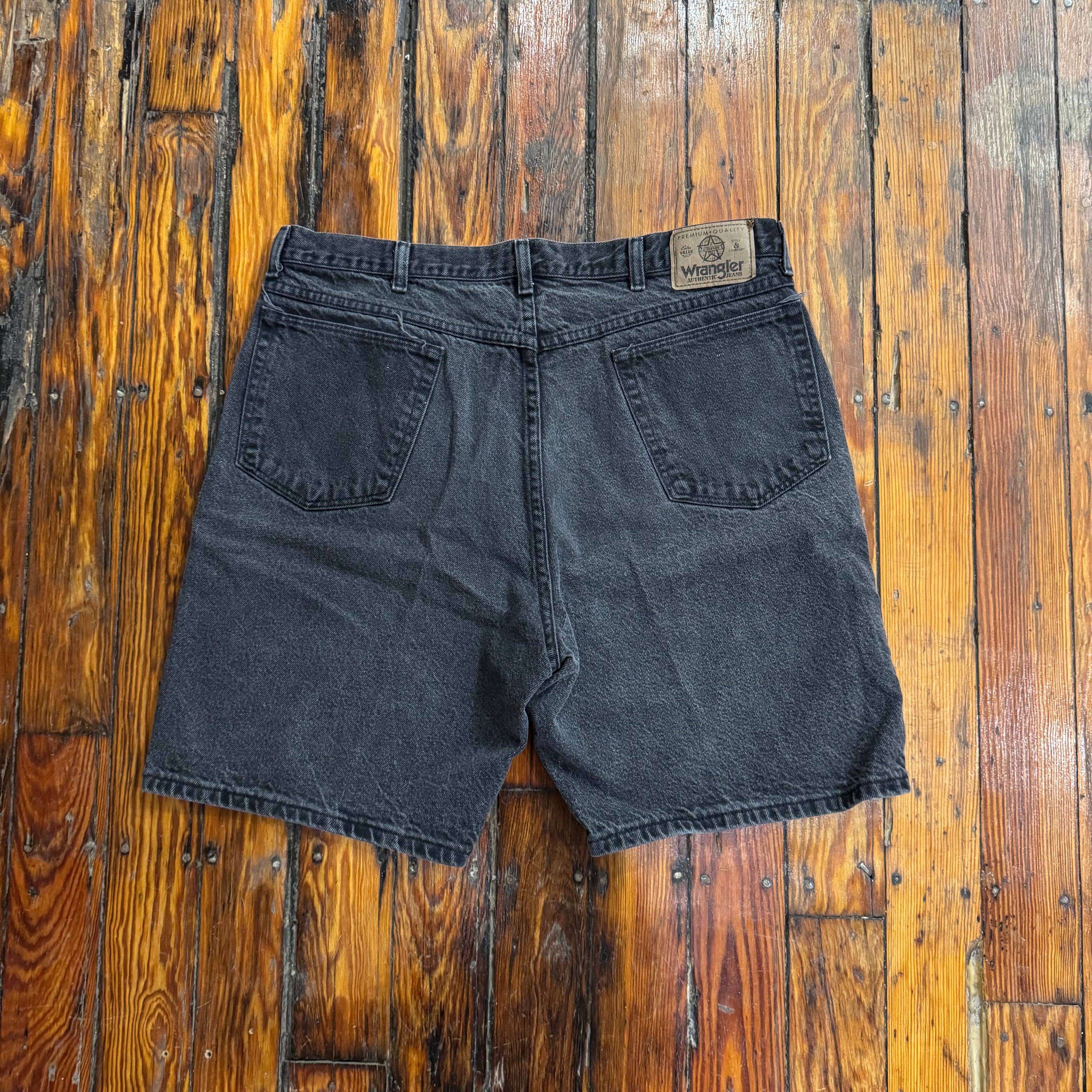 Vintage Wrangler Black Denim Jean Shorts Sz 38