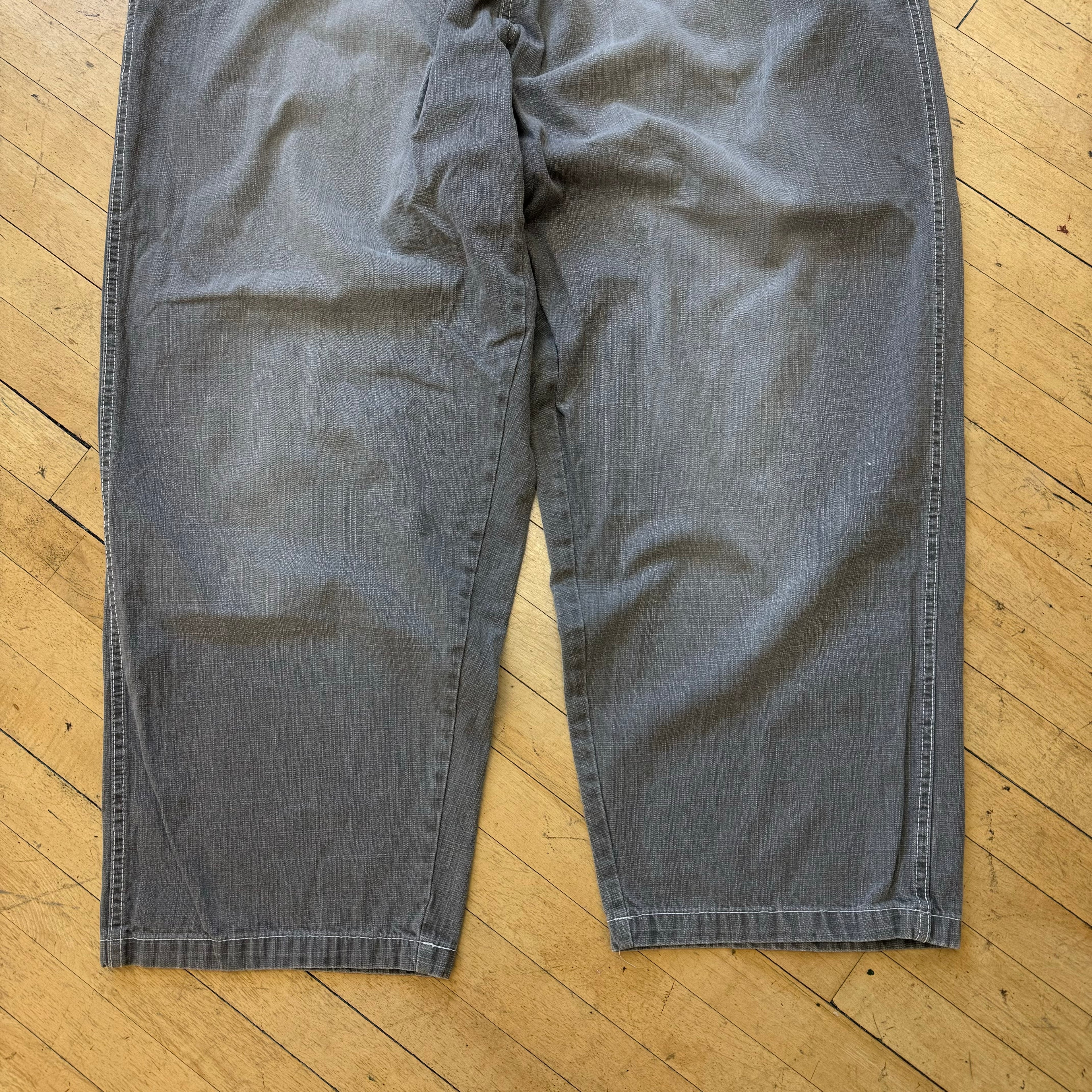 Y2K Gray SouthPole Baggy Denim Jeans Sz 52