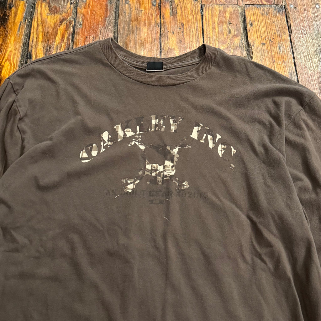 Y2K Oakley Inc Long Sleeve T-shirt Sz XL