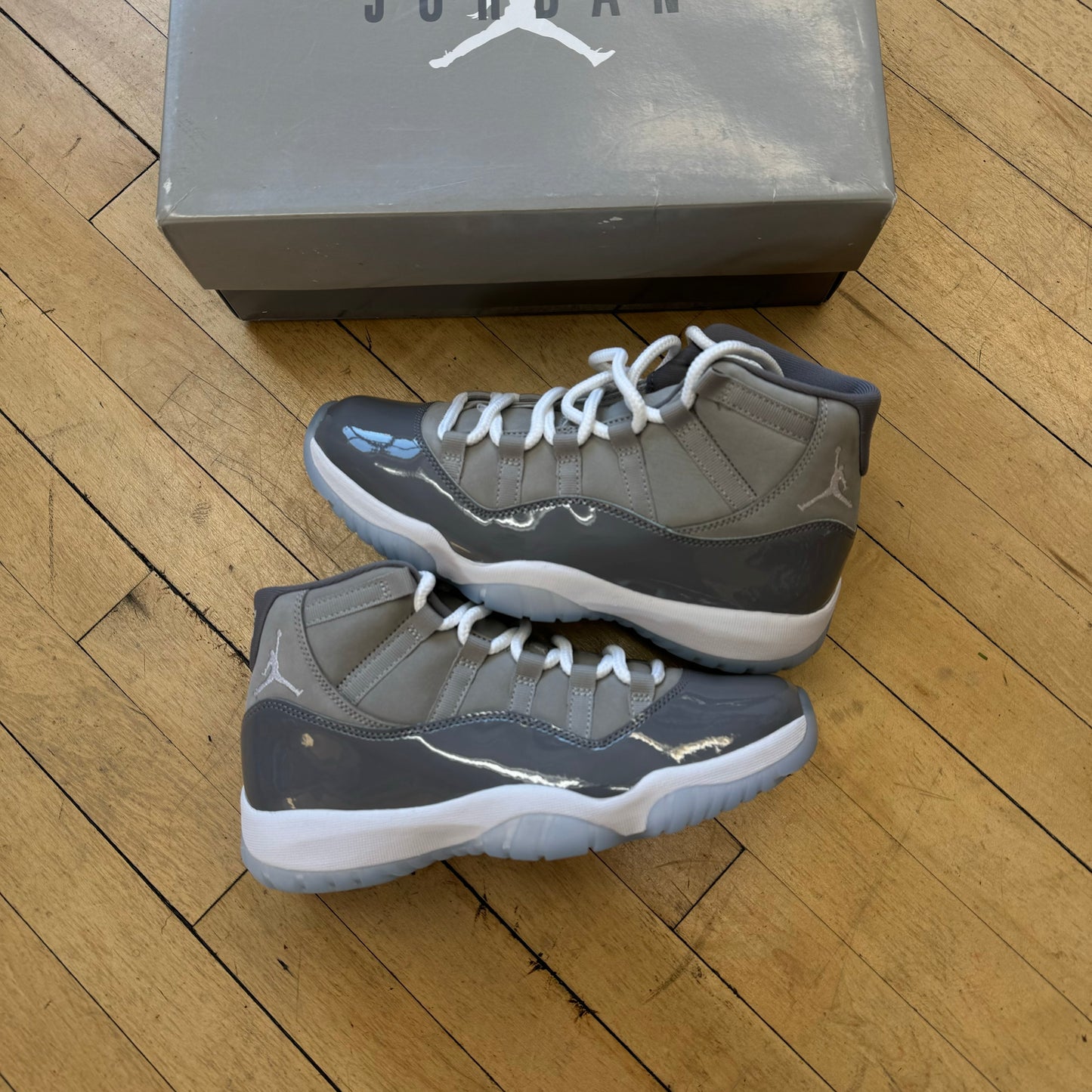 Jordan 11 Retro Cool Grey Sz 8 (DS)