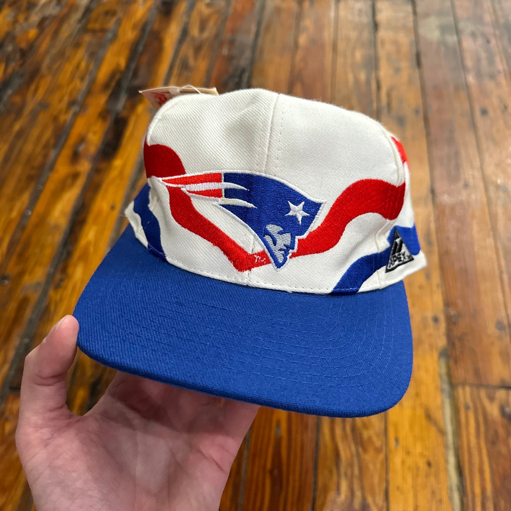 Vintage New England Patriots Ribbon Wave SnapBack (NEW)