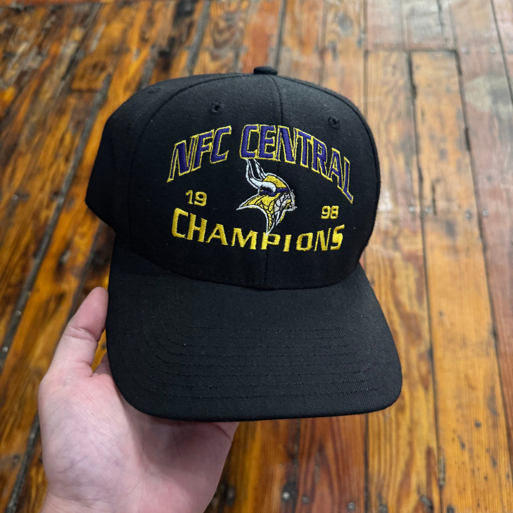 Vintage NFC Central Champions Vikings Hat (NEW)